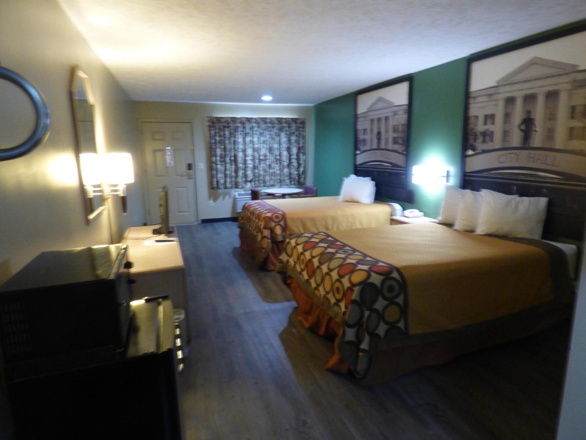 Super 8 by Wyndham Kosciusko photo 21
