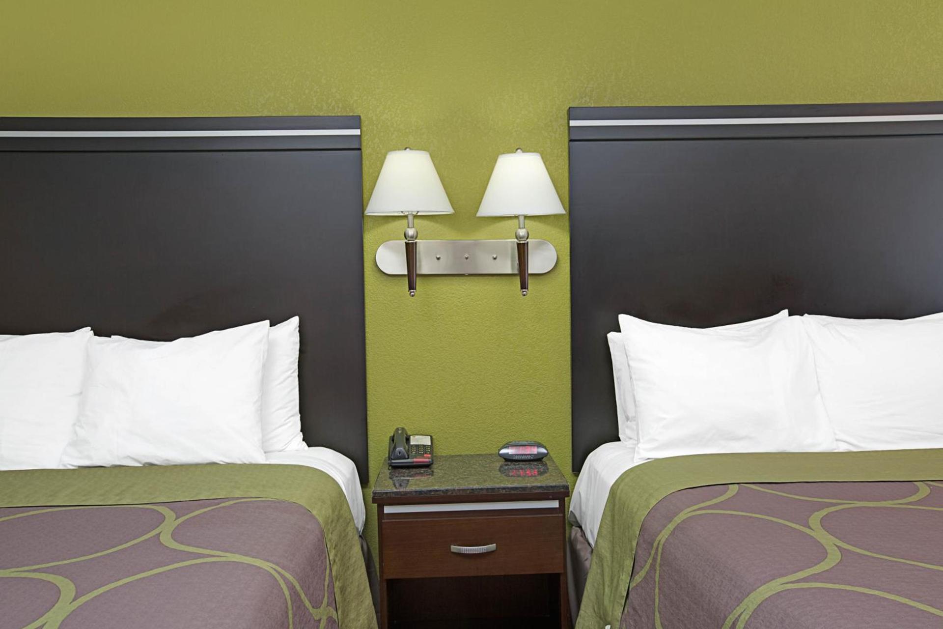 Super 8 by Wyndham Inglewood/LAX/LA Airport photo 35
