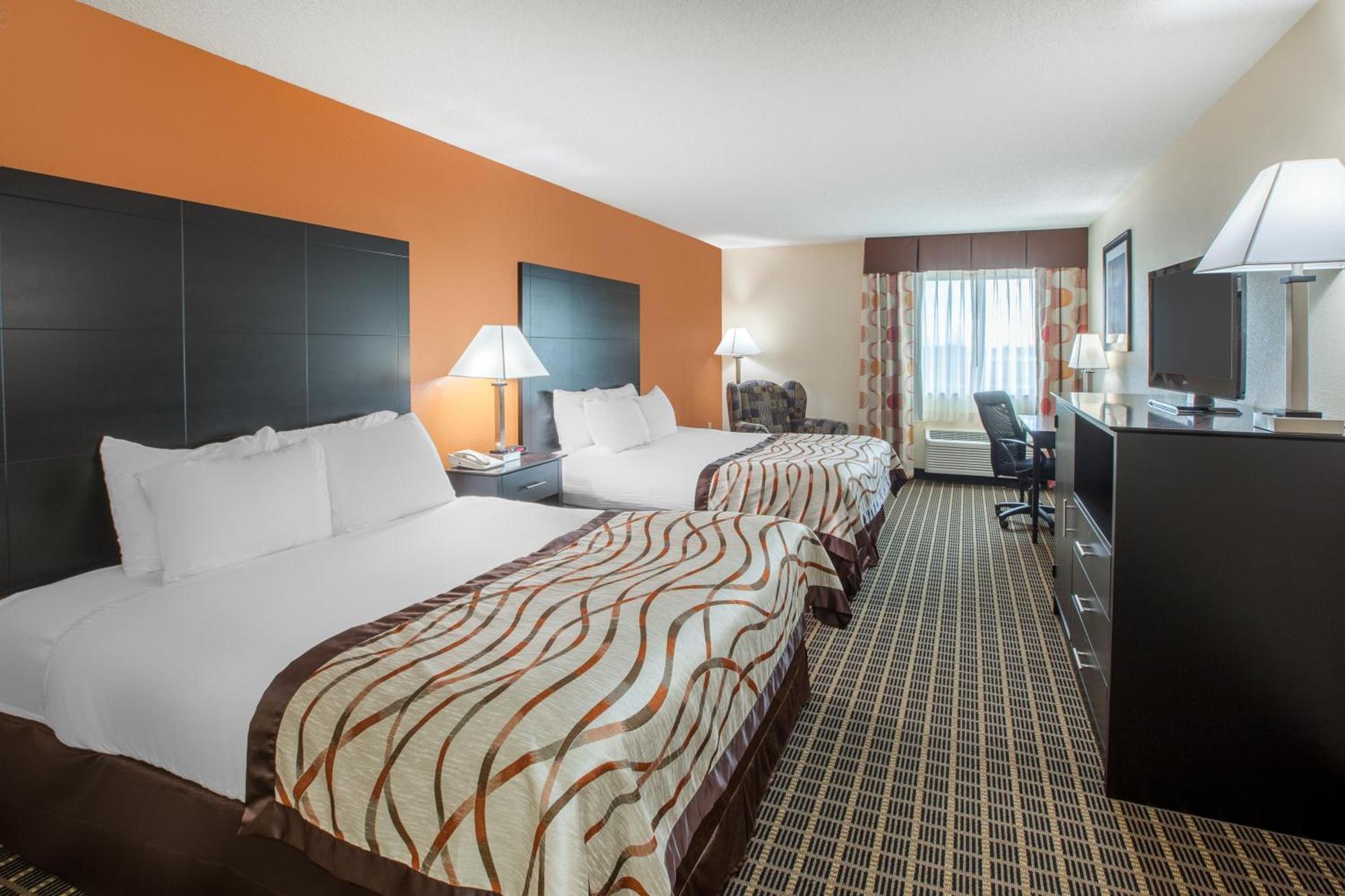 Baymont by Wyndham South Haven photo 4