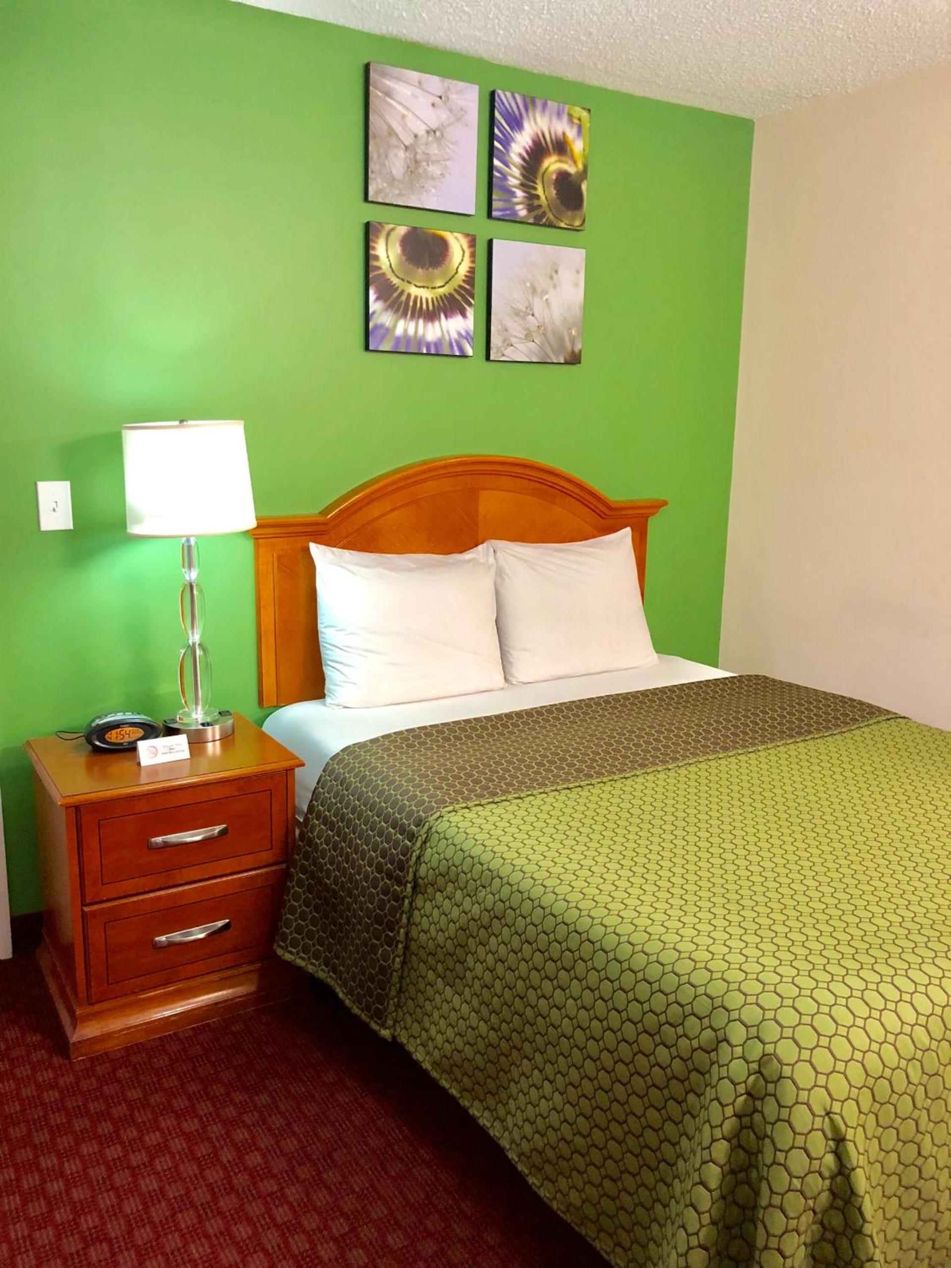 Classic Suites - Cleveland photo 3