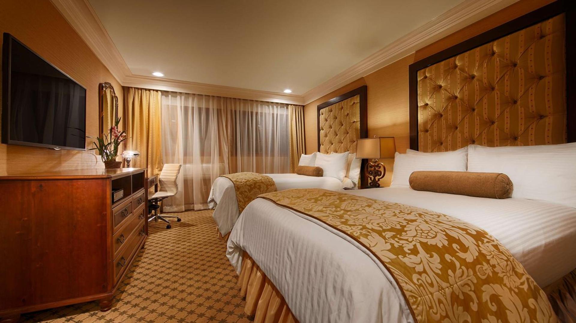 Best Western Plus Sunset Plaza Hotel photo 20