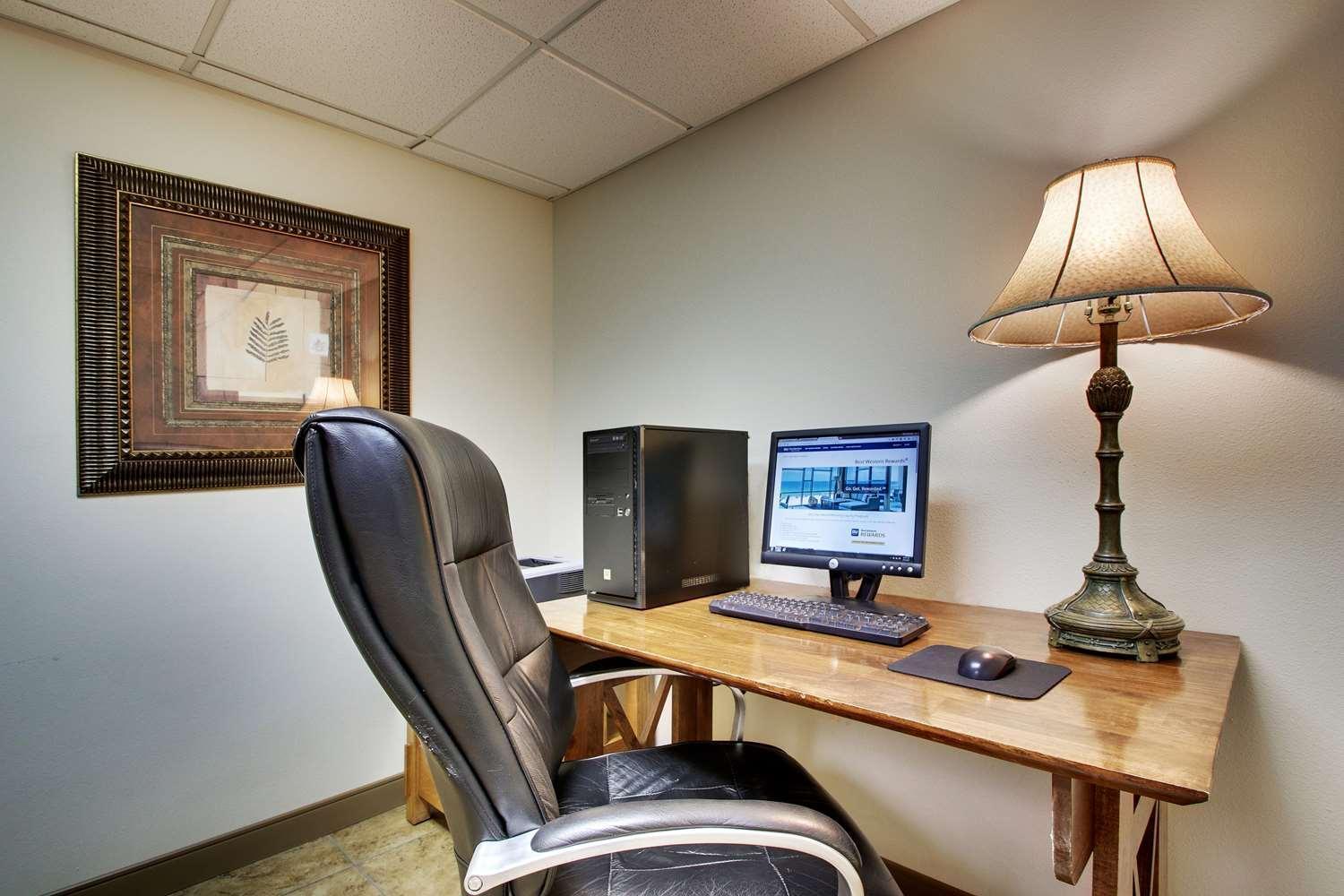 Best Western West Hills Inn photo 8