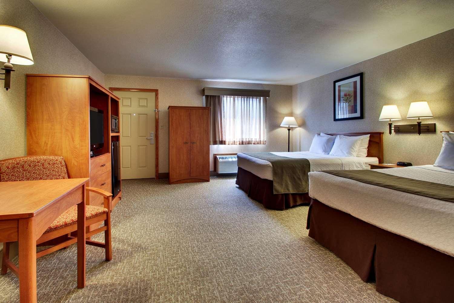 Best Western West Hills Inn photo 12