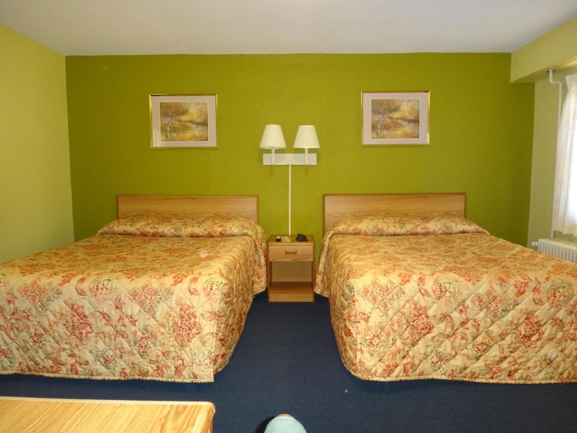 Pine Ridge Motel photo 20