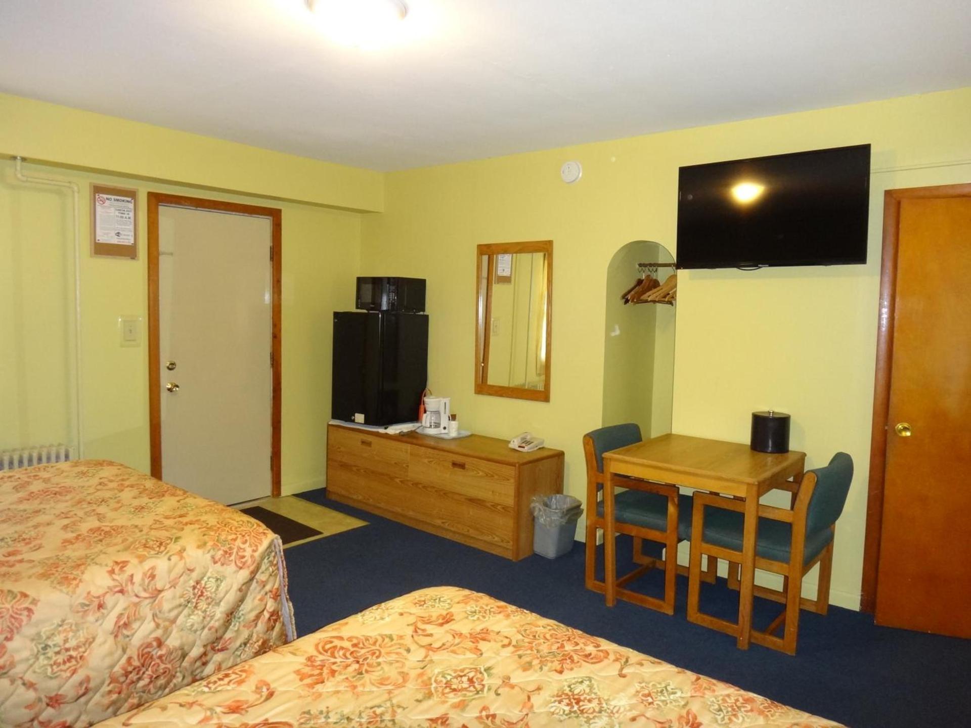 Pine Ridge Motel photo 25