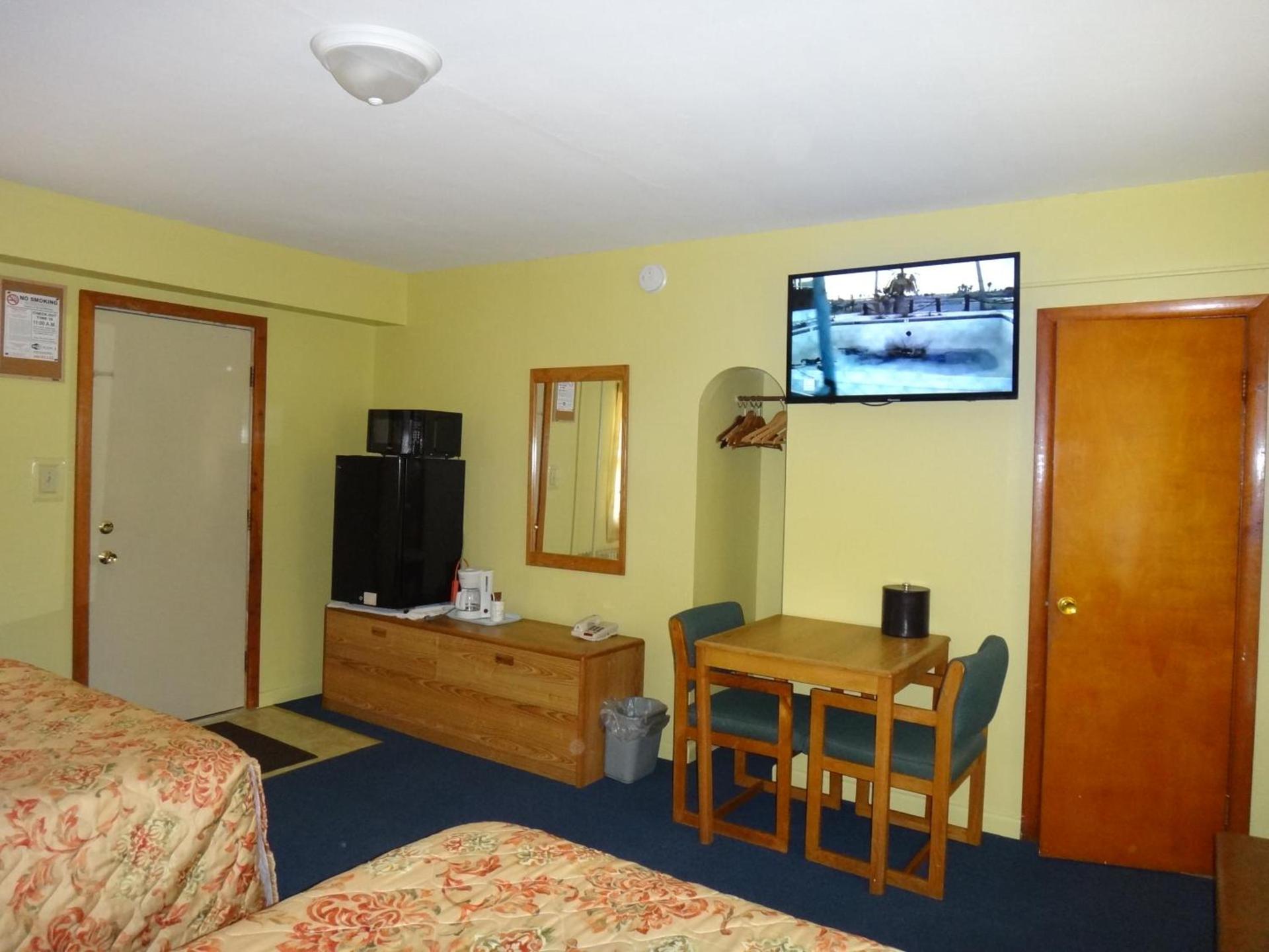 Pine Ridge Motel photo 26
