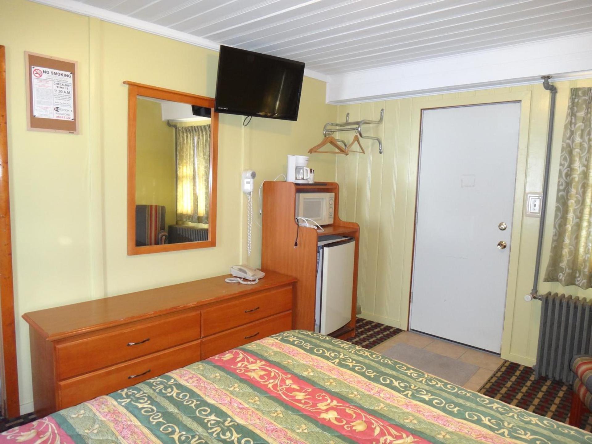 Pine Ridge Motel photo 6