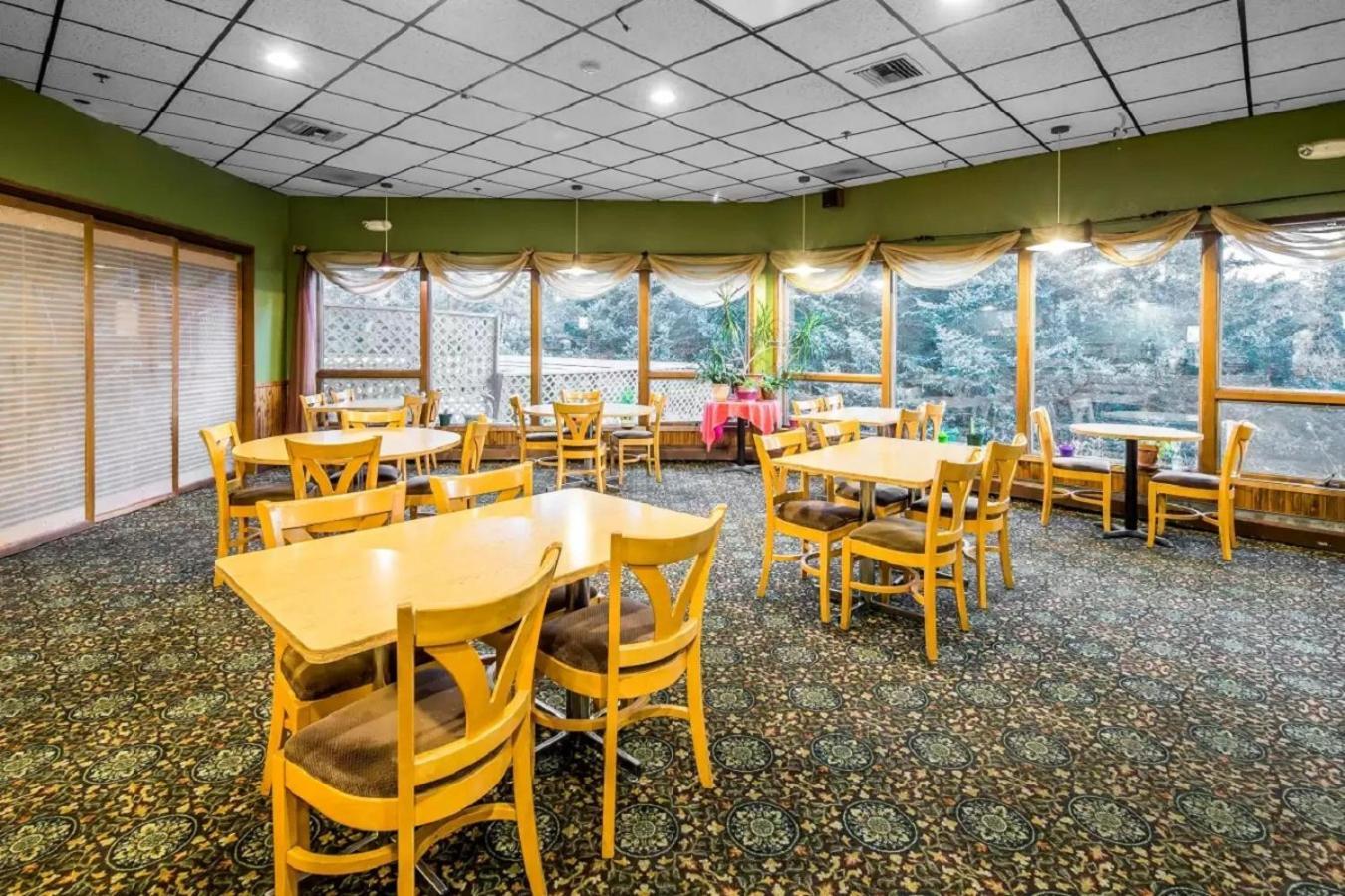 Quality Inn Kodiak photo 8