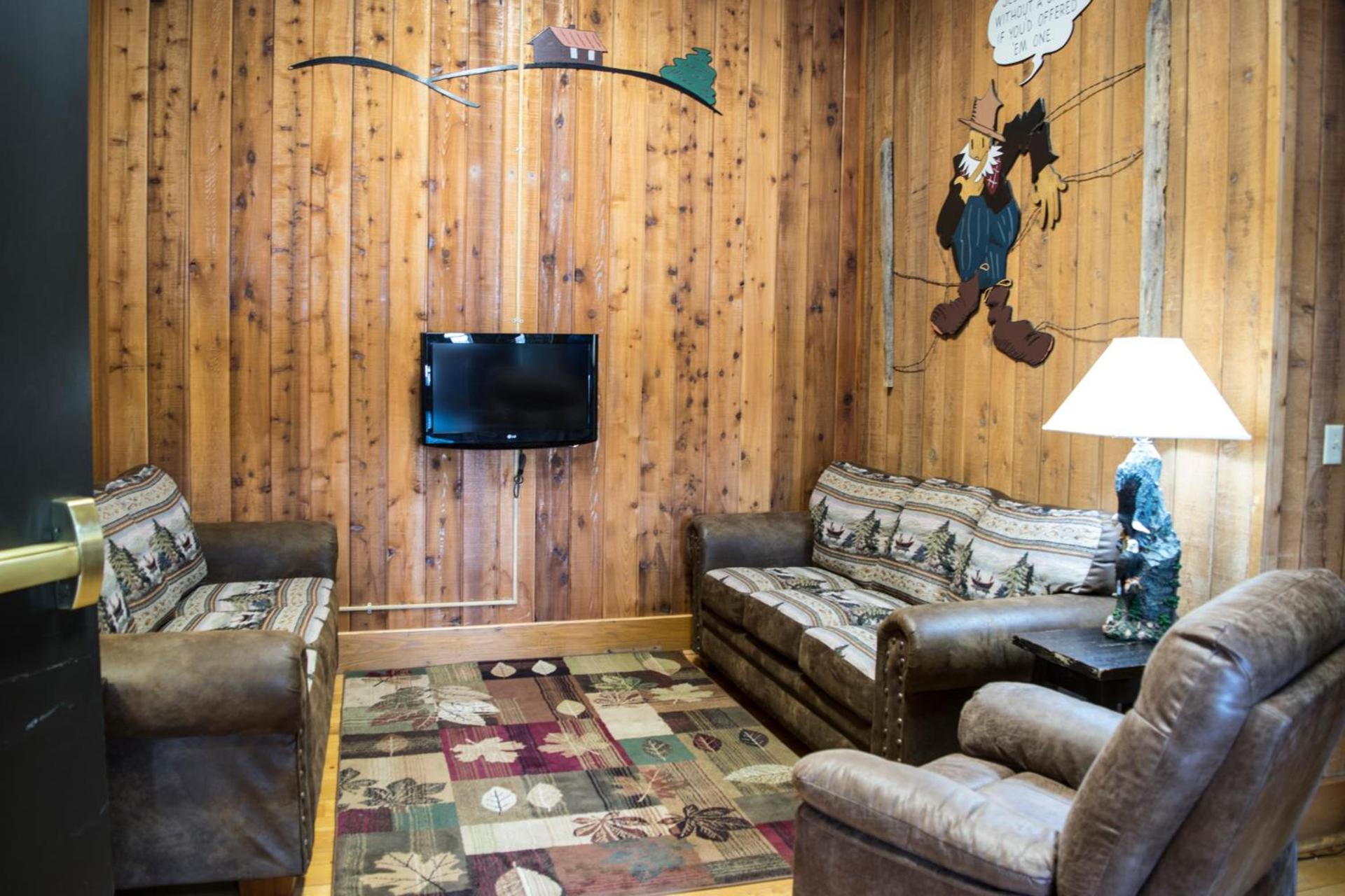 Abe Martin Lodge & Cabins photo 14