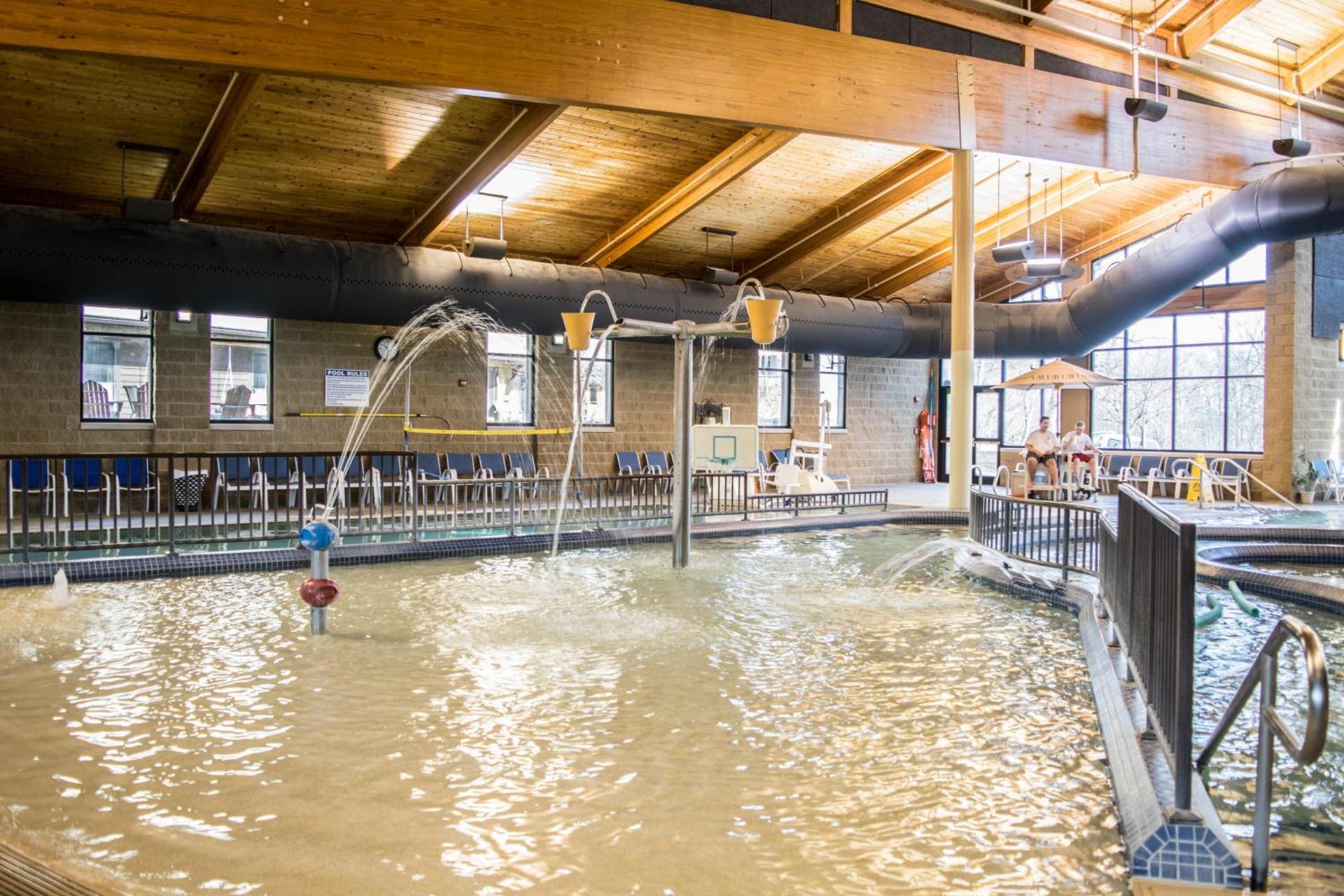 Abe Martin Lodge & Cabins photo 15