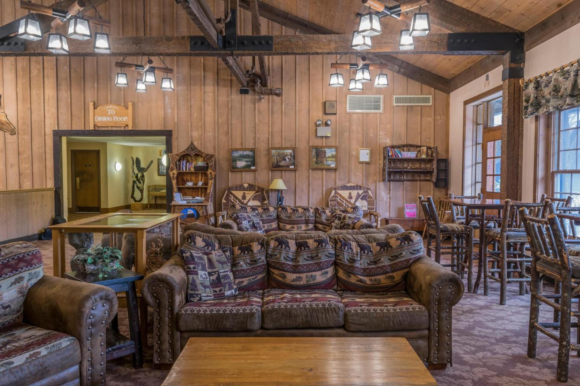 Abe Martin Lodge & Cabins photo 36