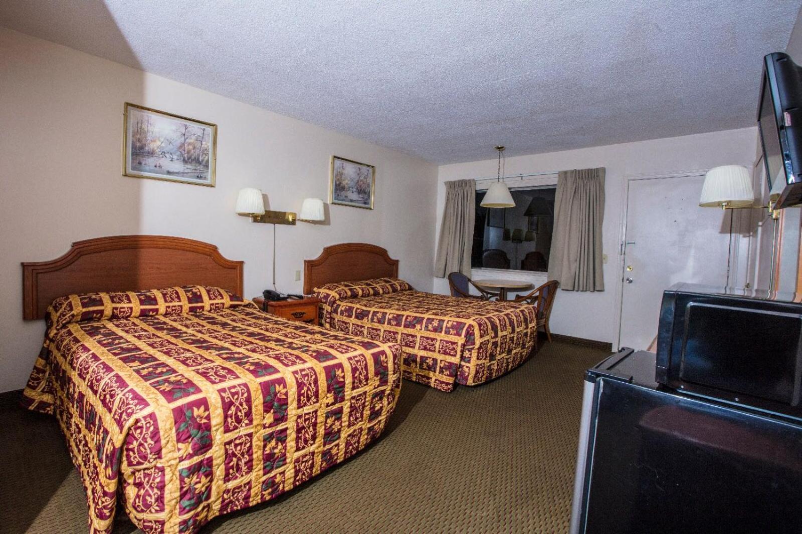 Parkview Motel photo 41