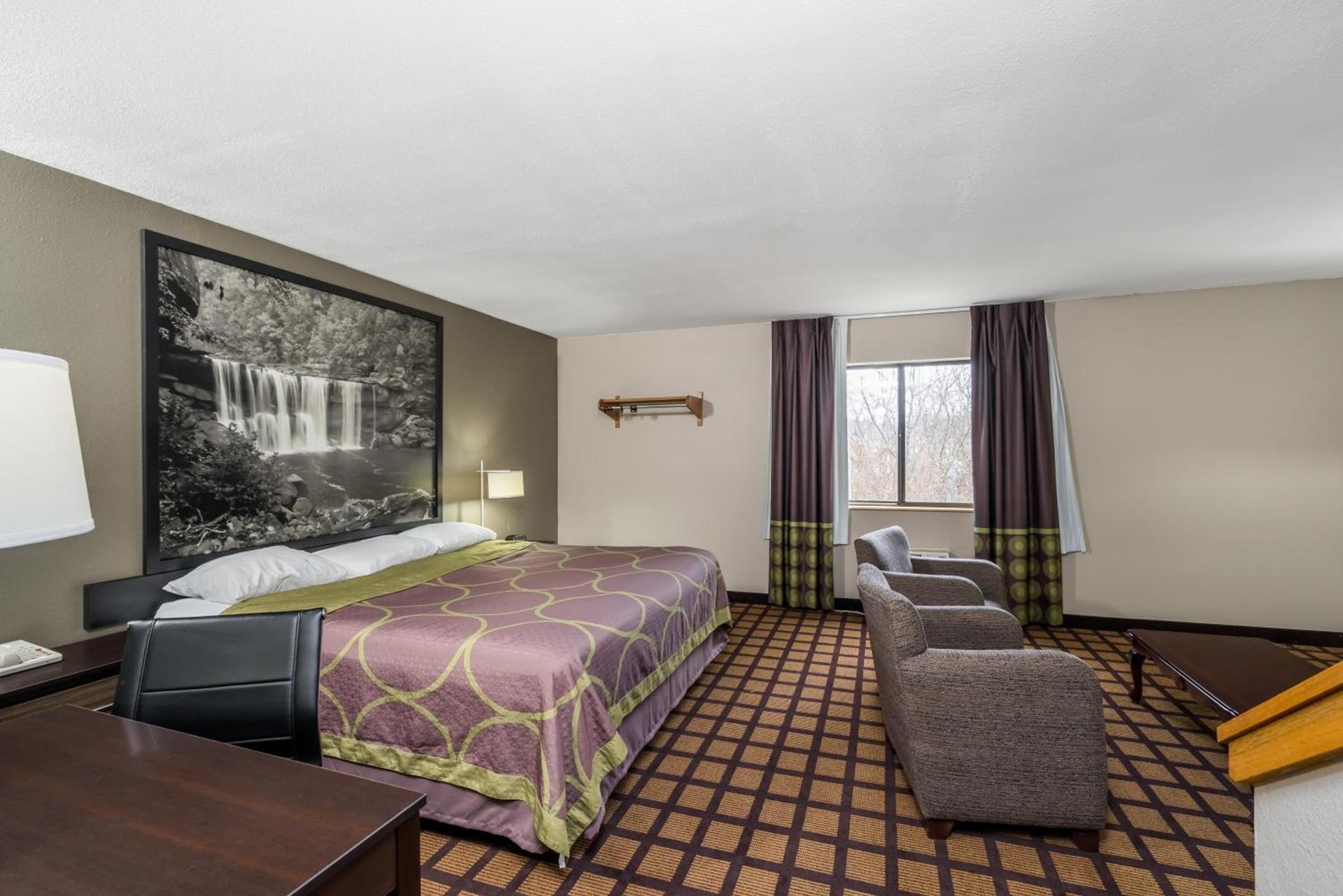 Super 8 by Wyndham Munfordville KY photo 22