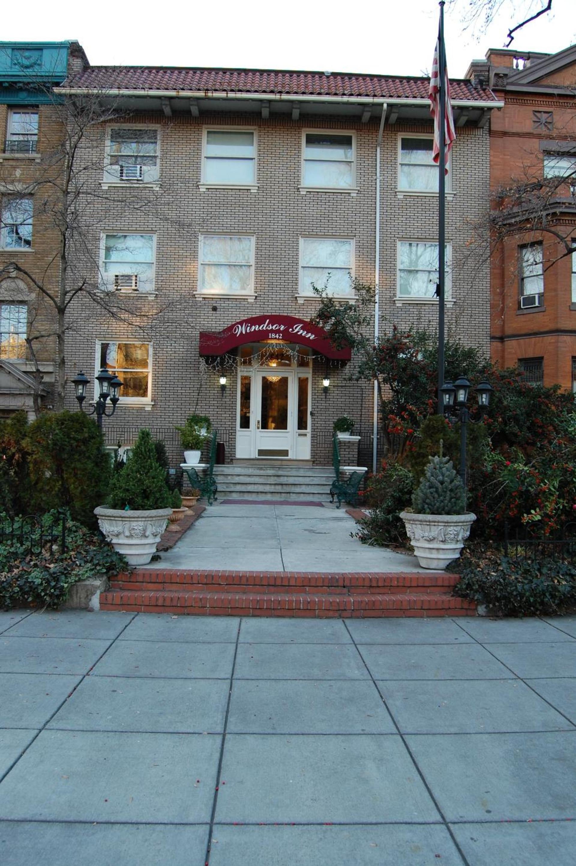 Windsor Inn Hotel photo 10