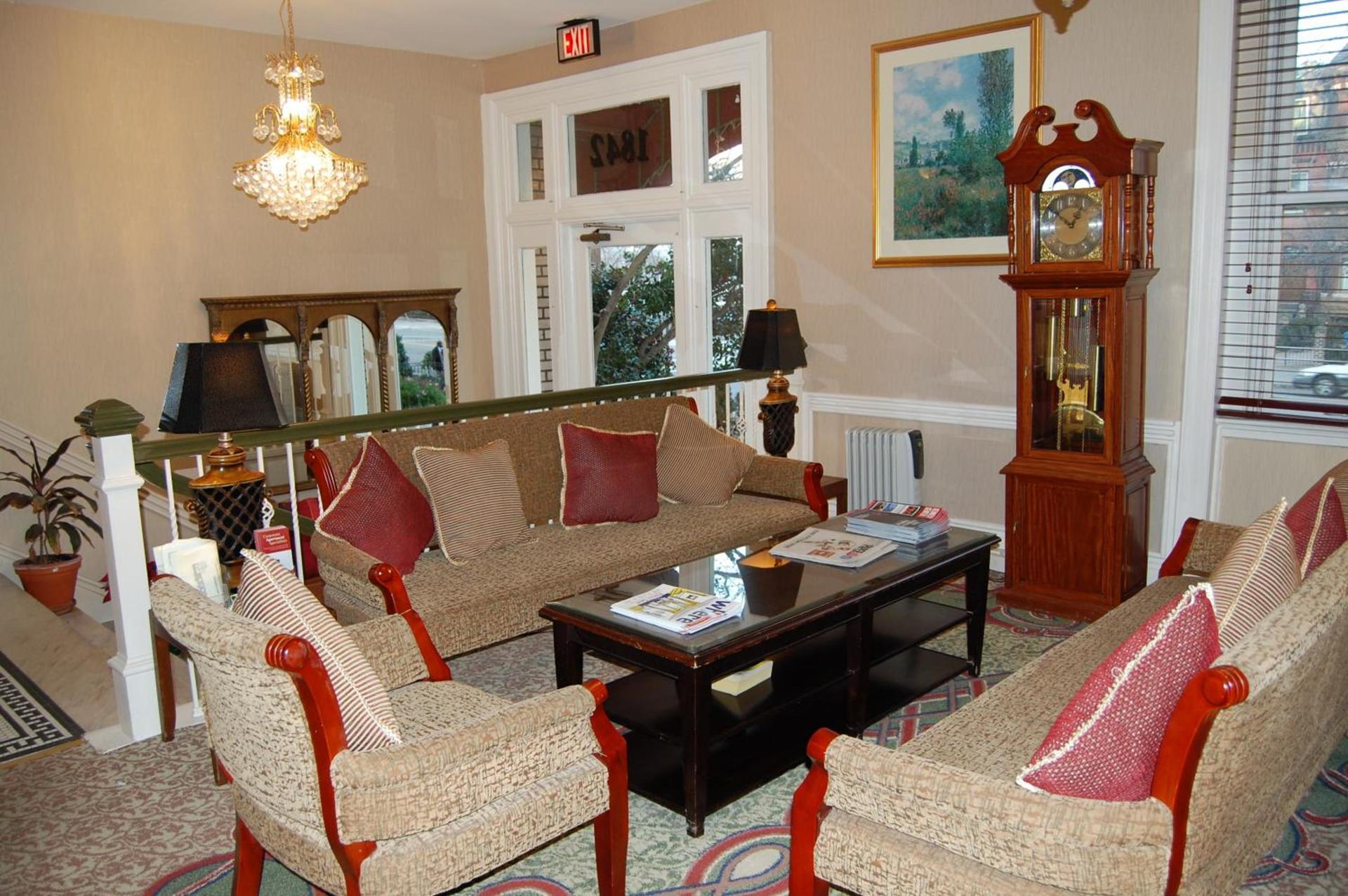 Windsor Inn Hotel photo 13