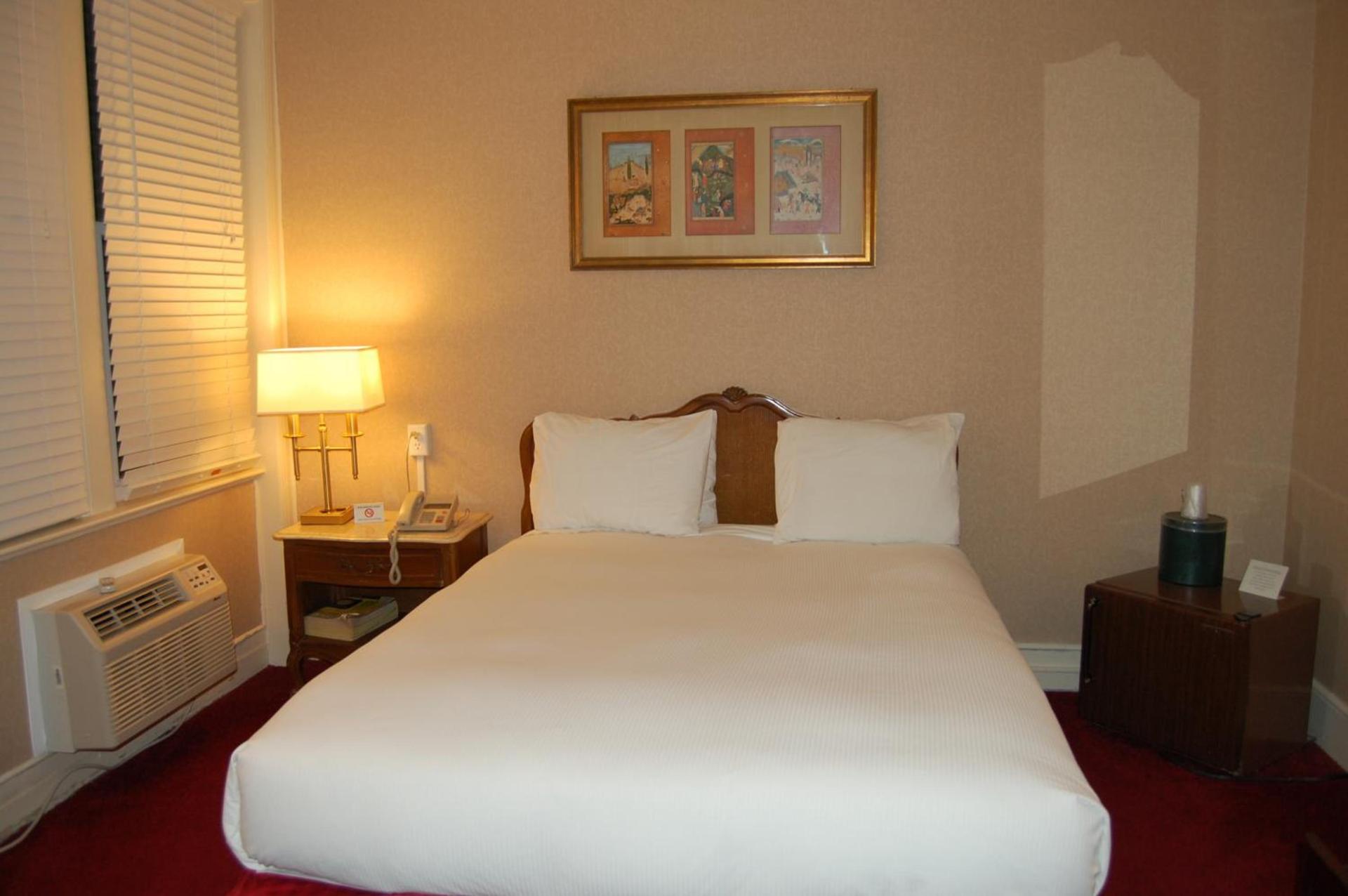 Windsor Inn Hotel photo 34
