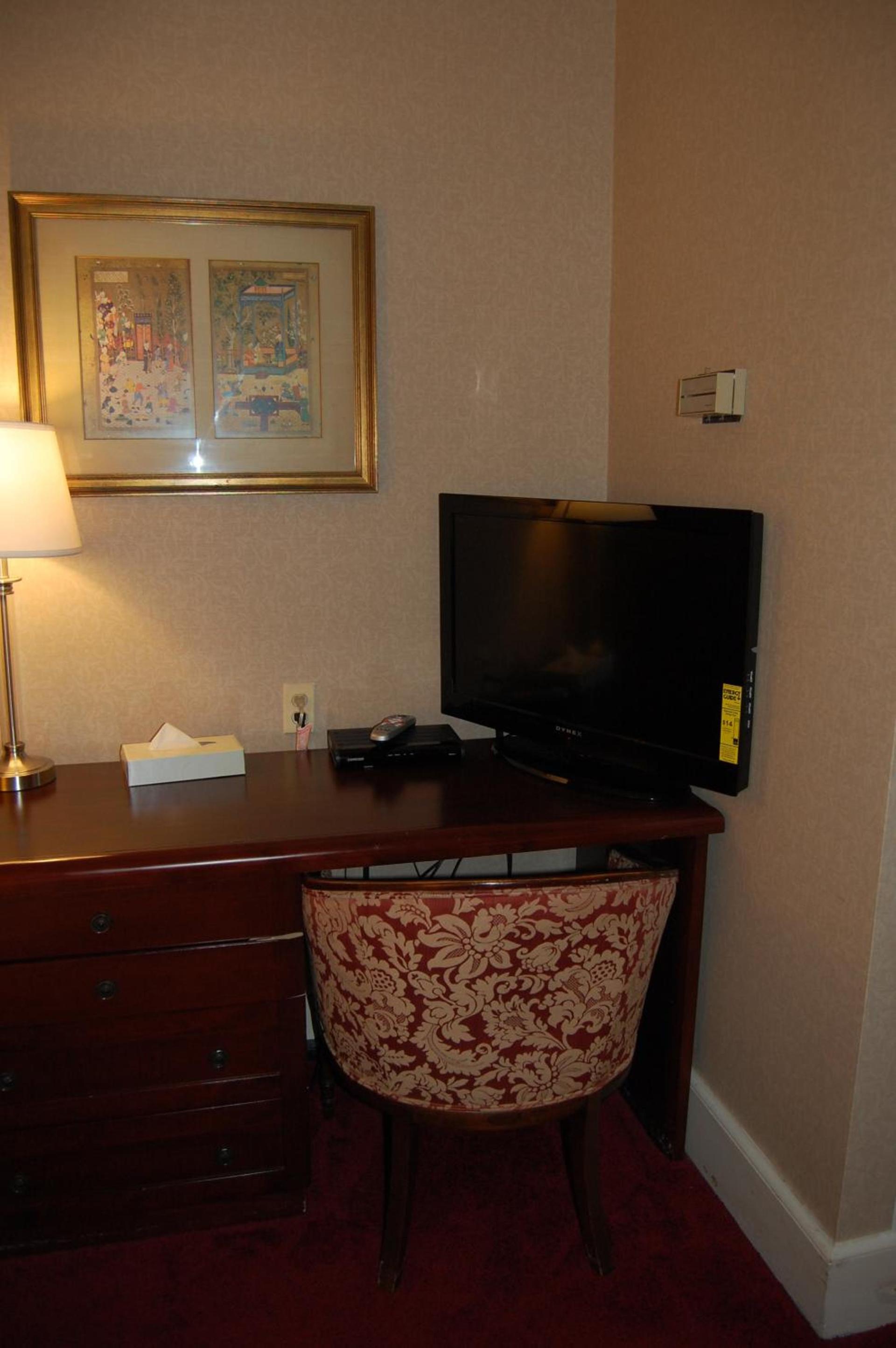Windsor Inn Hotel photo 19
