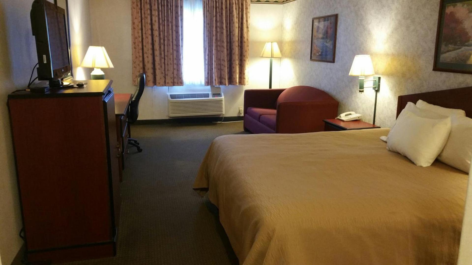 Quality Inn Dodge City photo 16