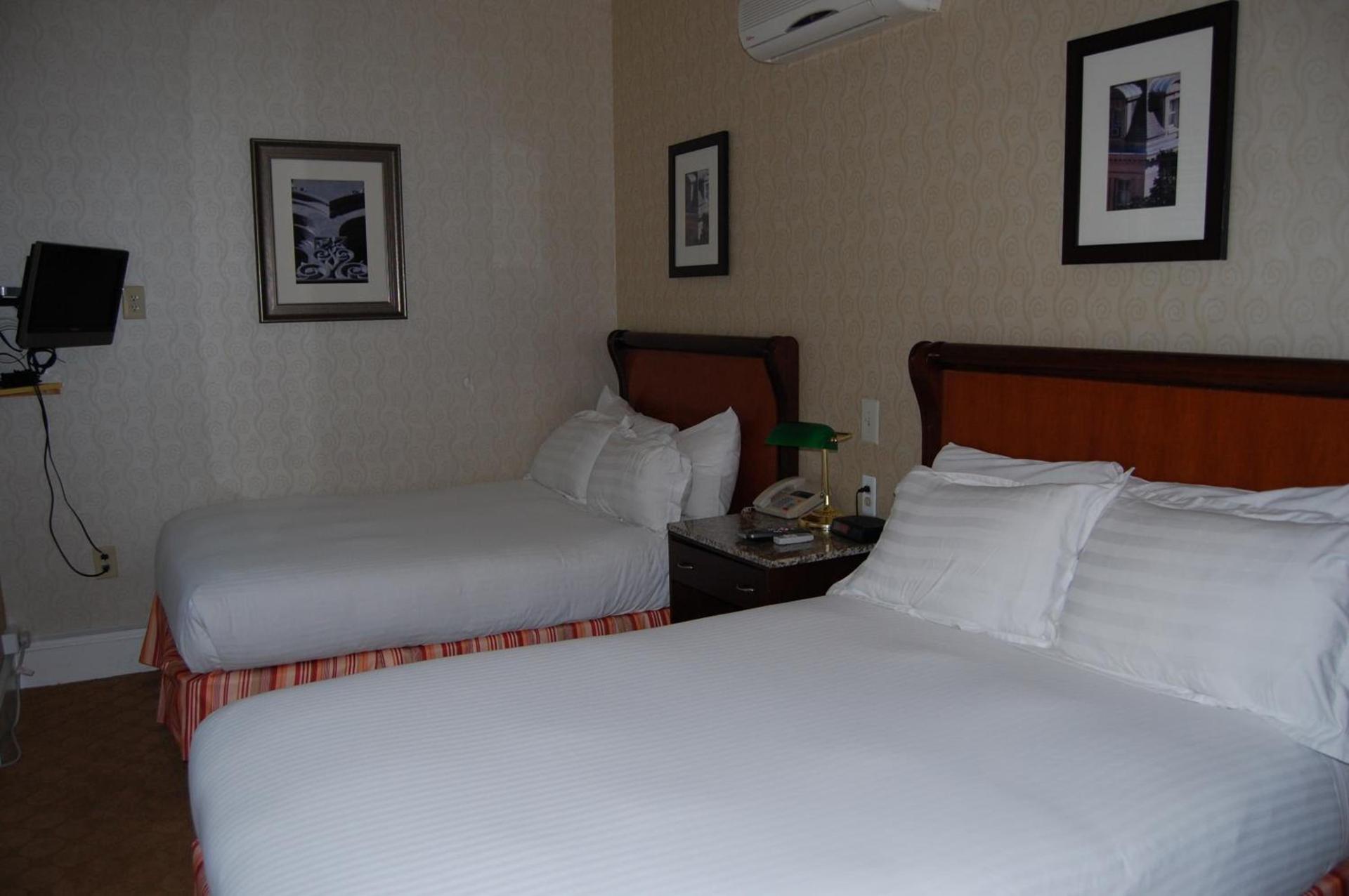 Windsor Inn Hotel photo 30