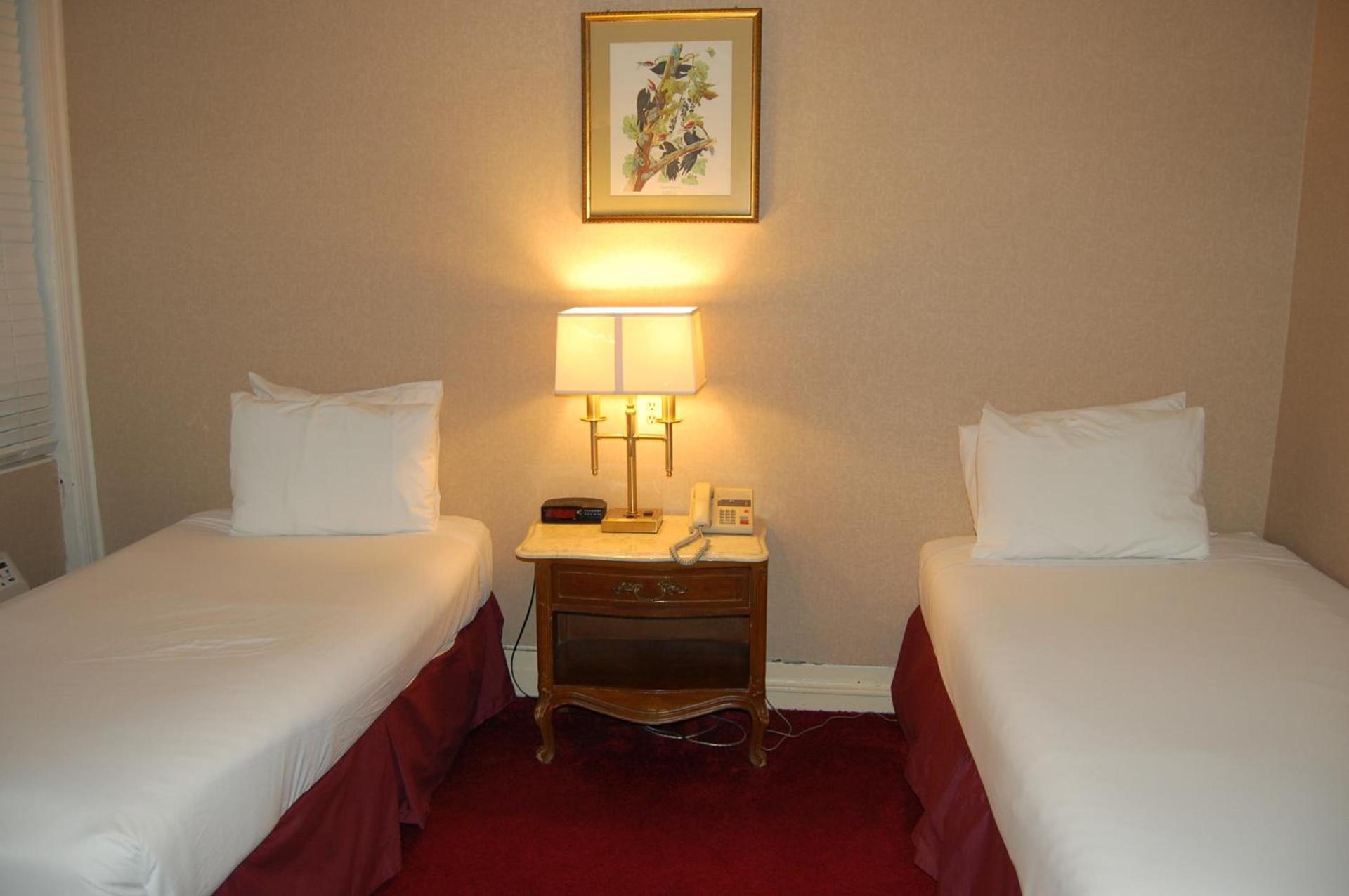 Windsor Inn Hotel photo 33
