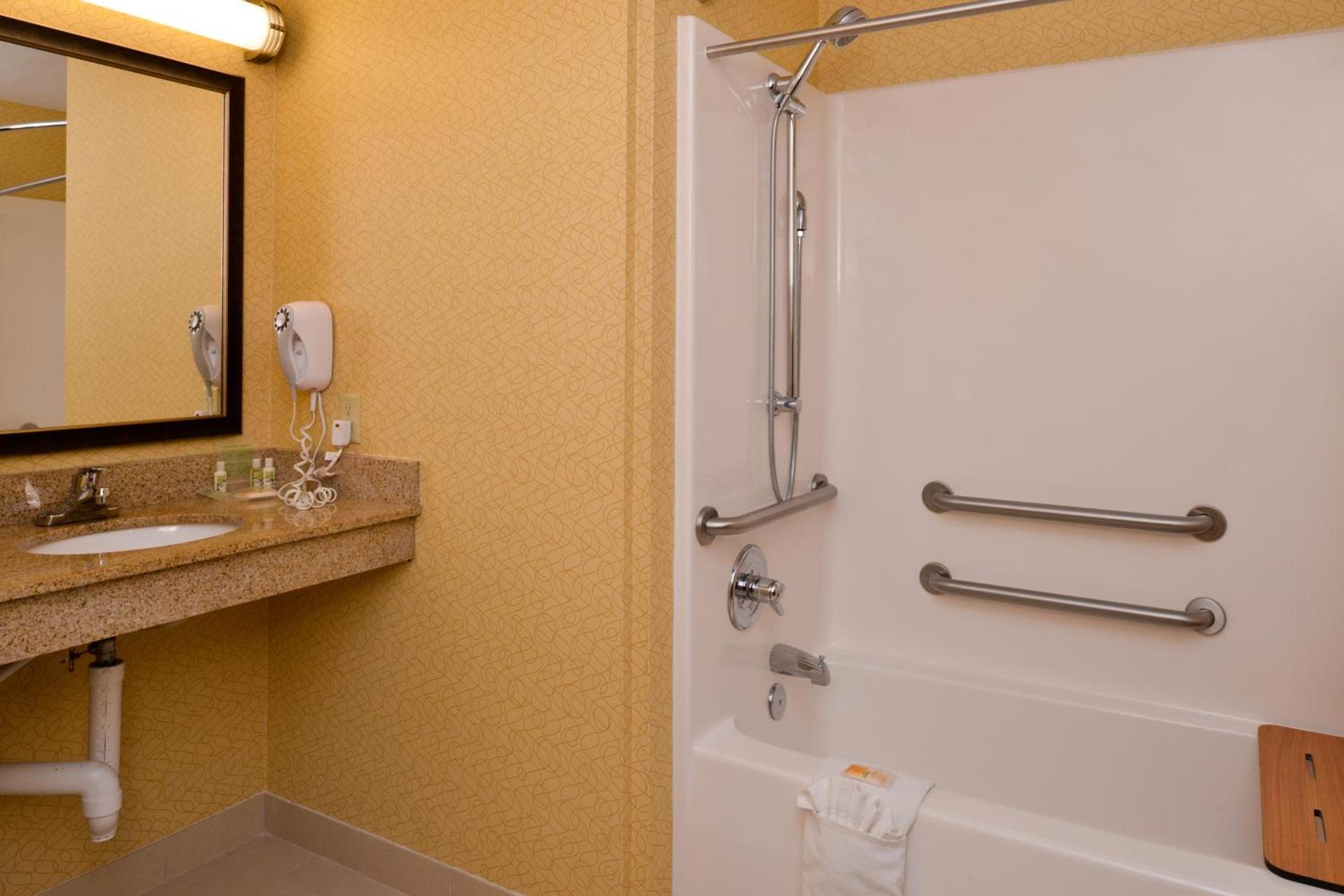 Holiday Inn Poplar Bluff by IHG photo 14