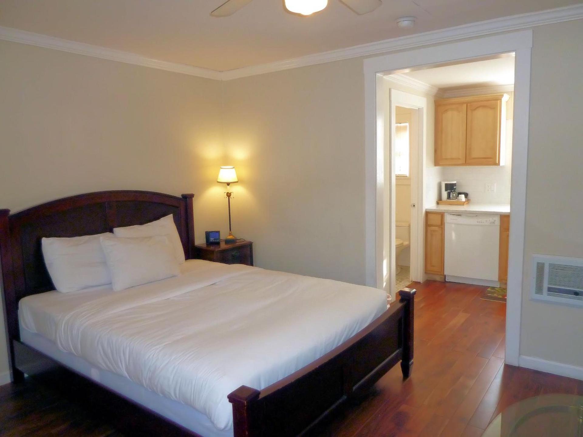 Americas Best Value Inn Royal Carriage photo 36