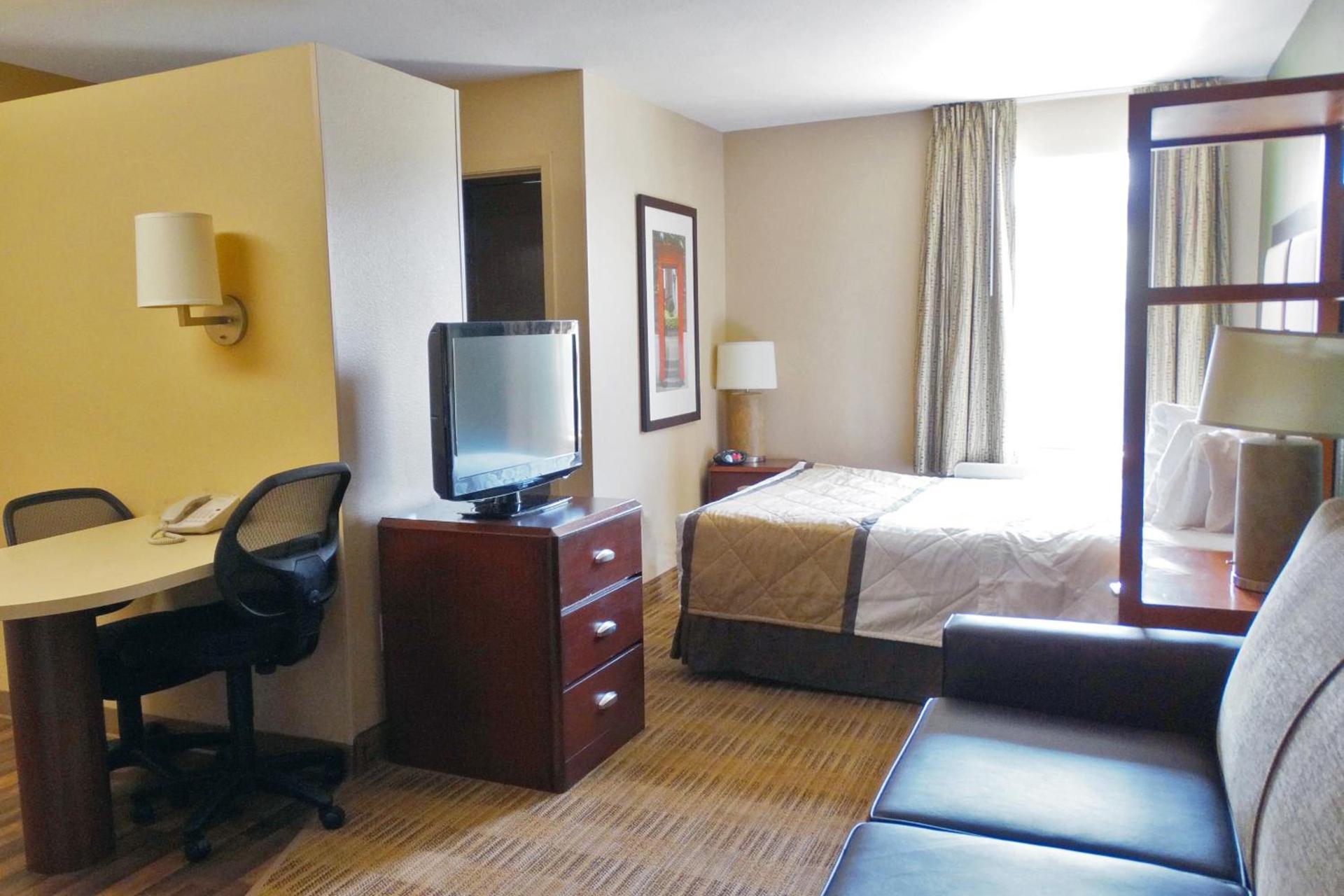 Extended Stay America Suites - Houston - Med Ctr - NRG Park - Braeswood Blvd photo 59