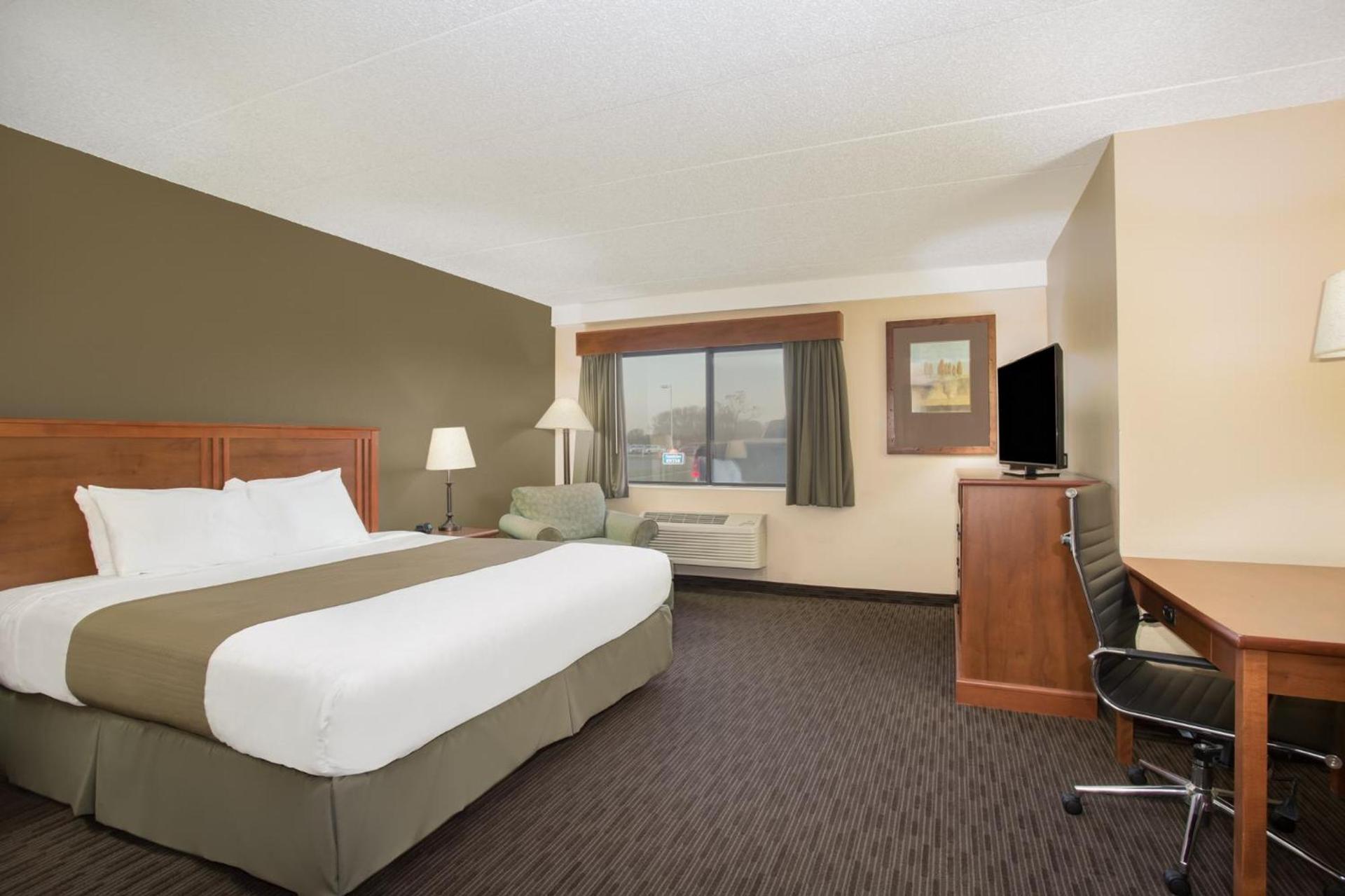 AmericInn by Wyndham Sioux City photo 10