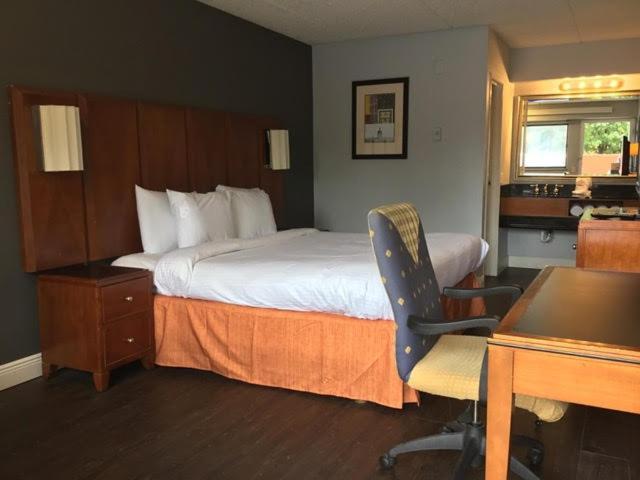 Extend-a-Suites Phoenix photo 6