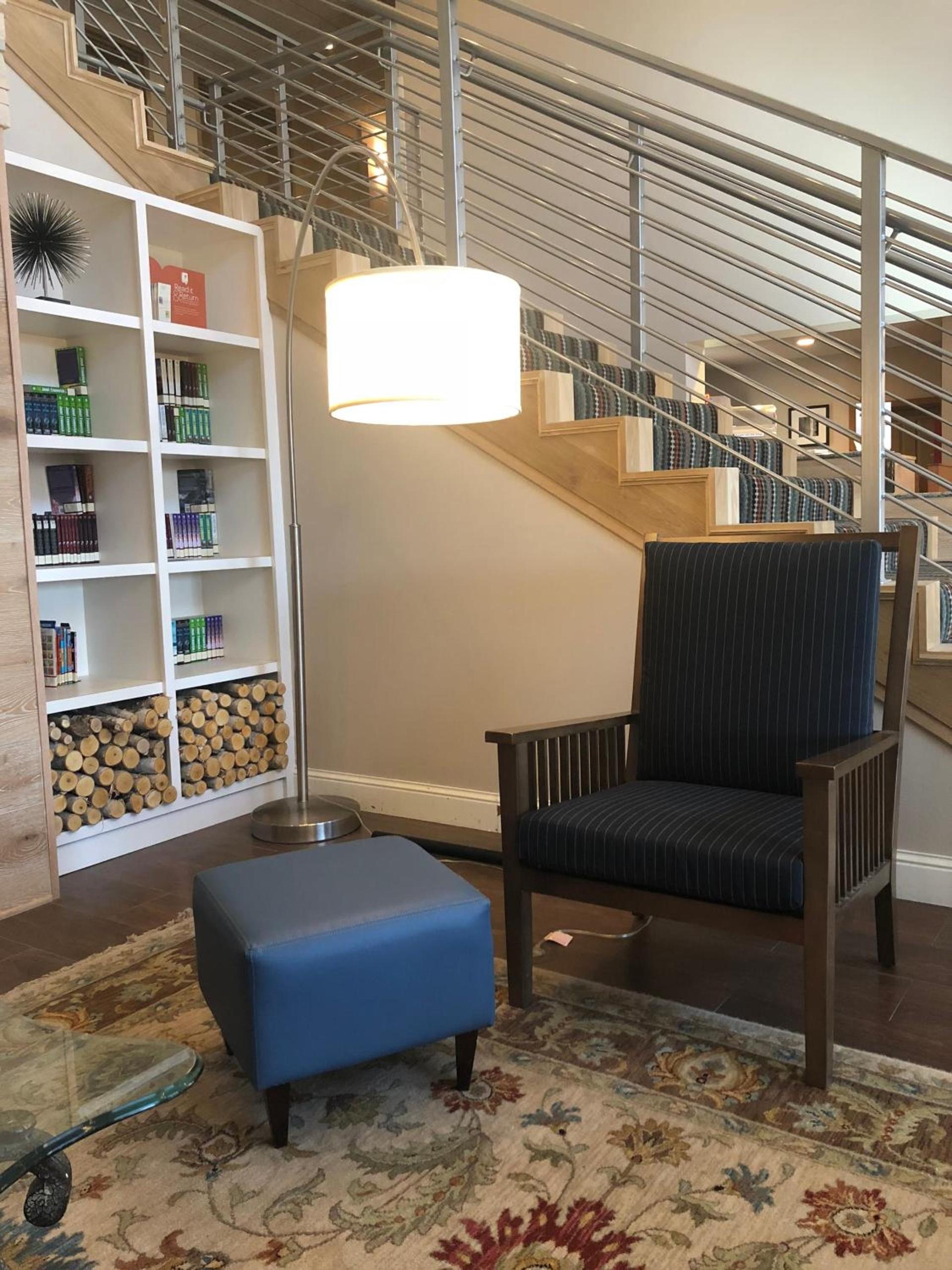 Country Inn & Suites by Radisson, Rapid City, SD photo 22