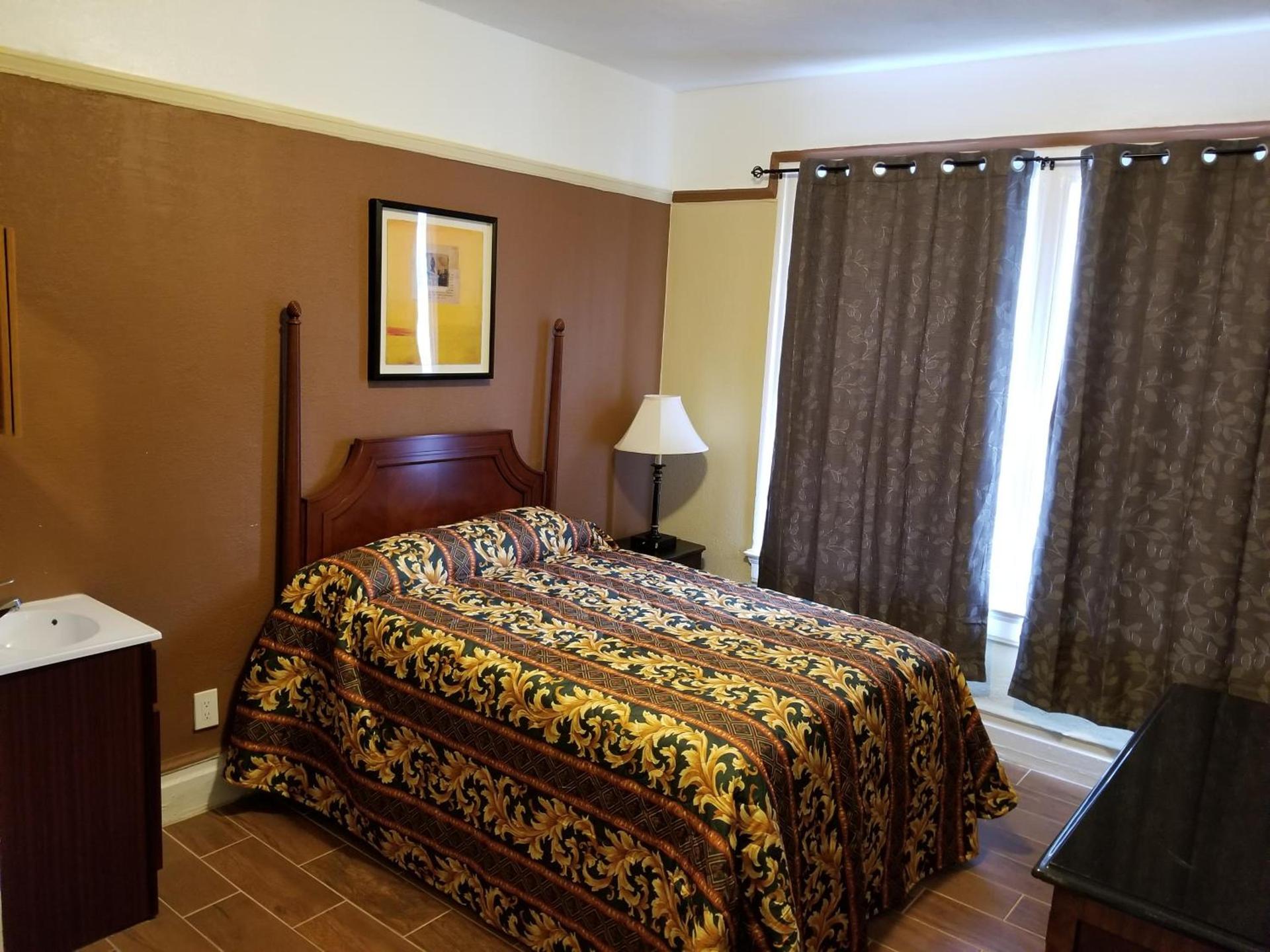 Page Hotel photo 24