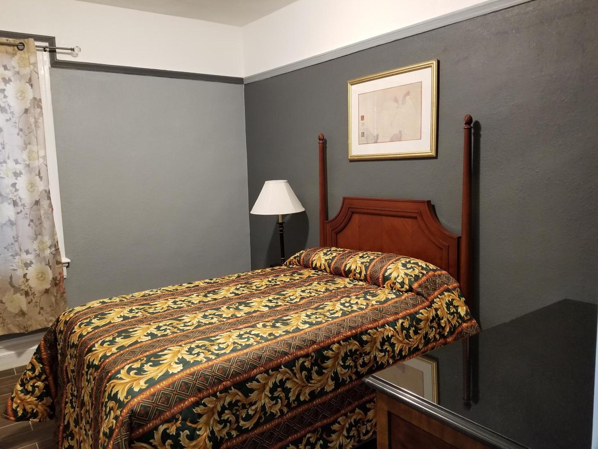 Page Hotel photo 25