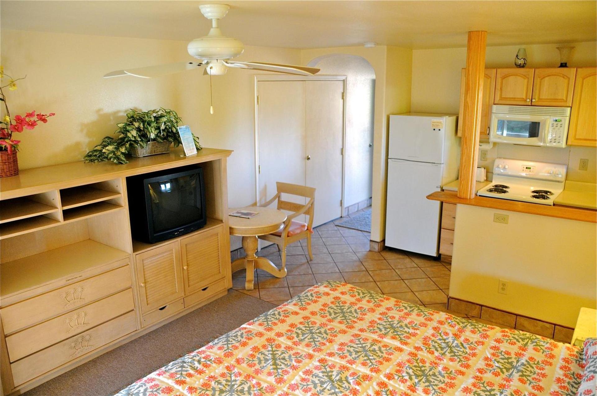 The West Inn Kauai photo 2