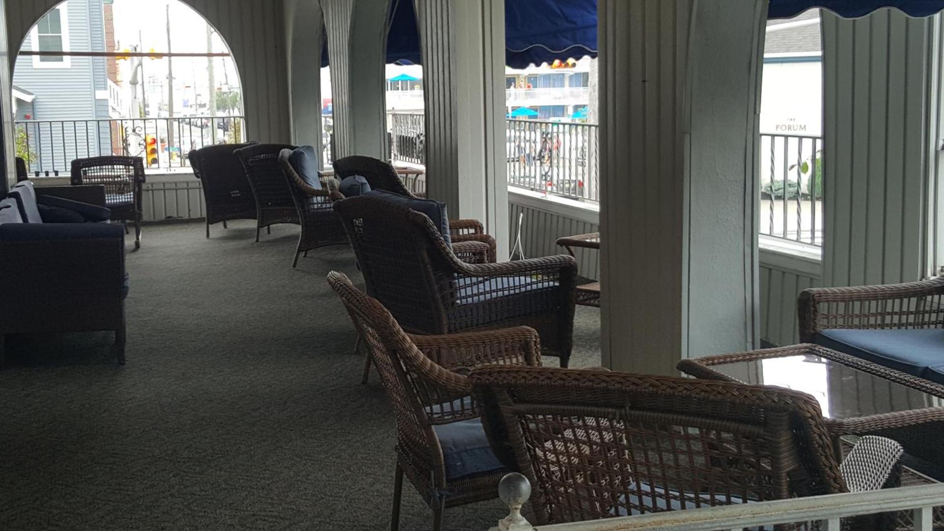Blue Water Inn photo 12