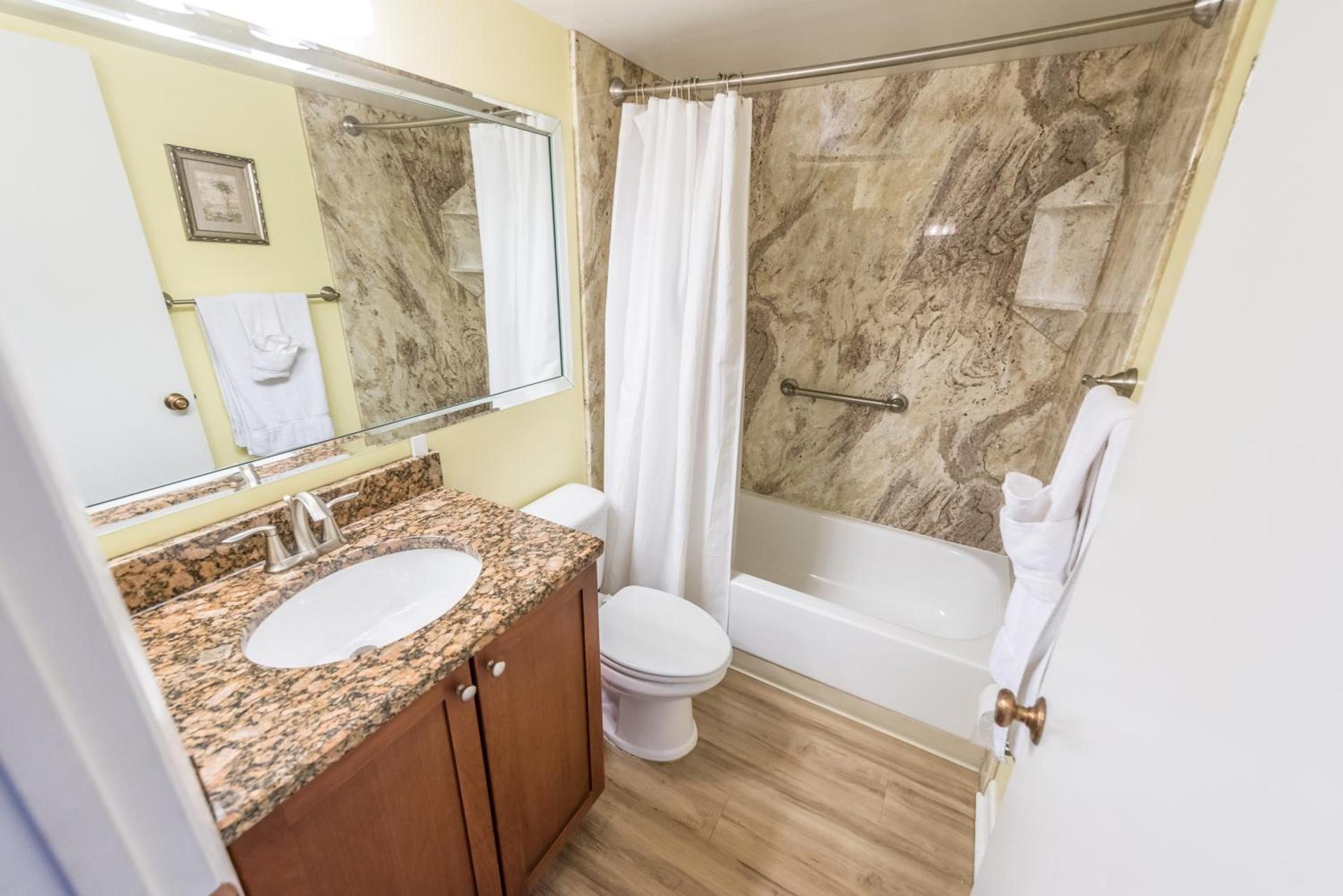 Cape Winds - Oceanfront Pool, Tennis & Sauna Condos near Port Canaveral photo 64
