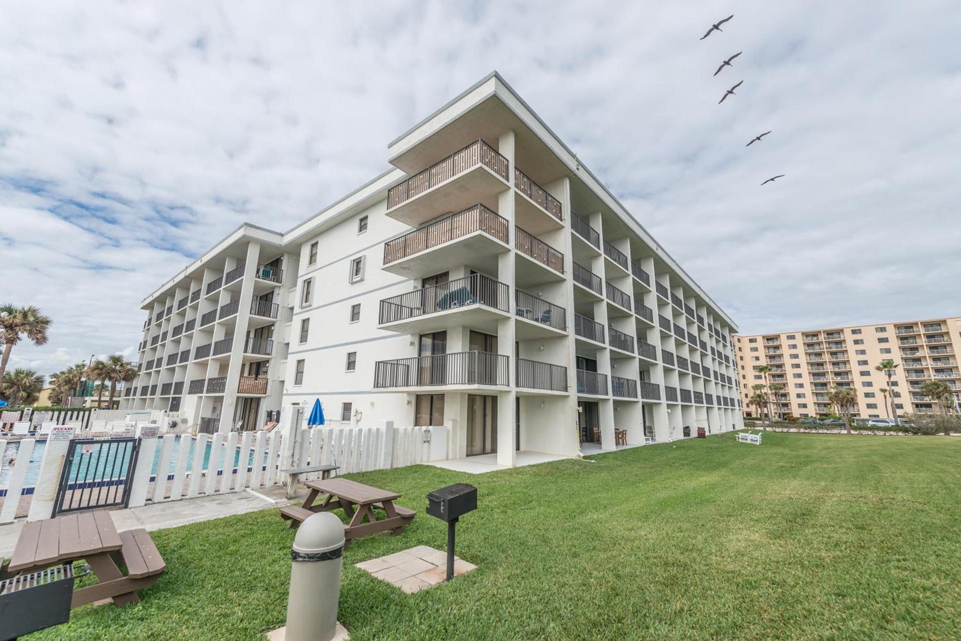 Cape Winds - Oceanfront Pool, Tennis & Sauna Condos near Port Canaveral photo 36
