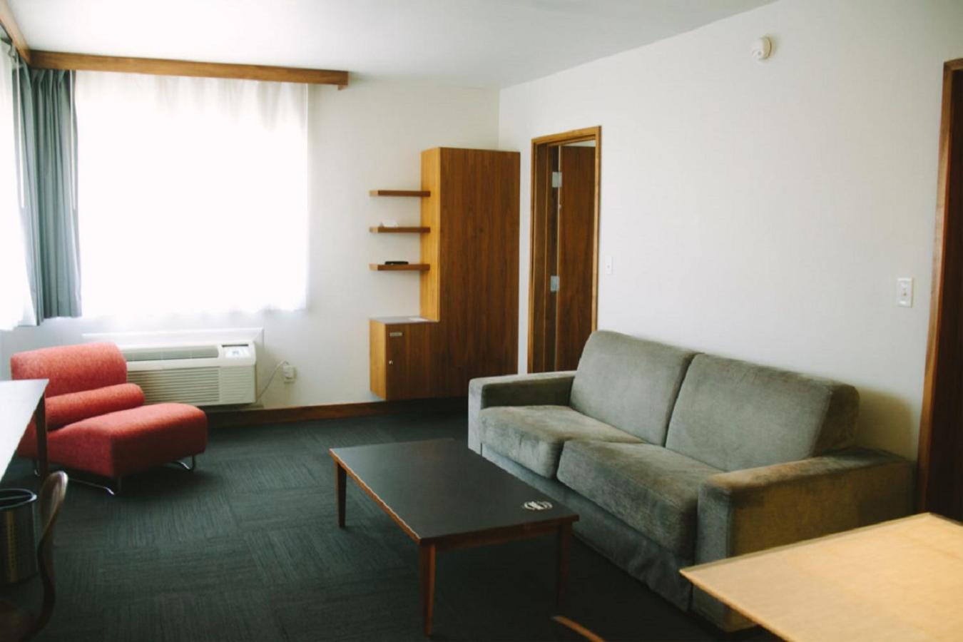 Modern Hotel photo 98