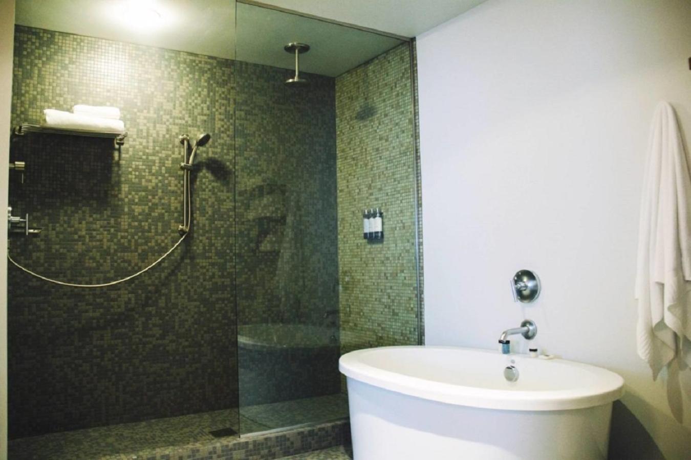 Modern Hotel photo 99