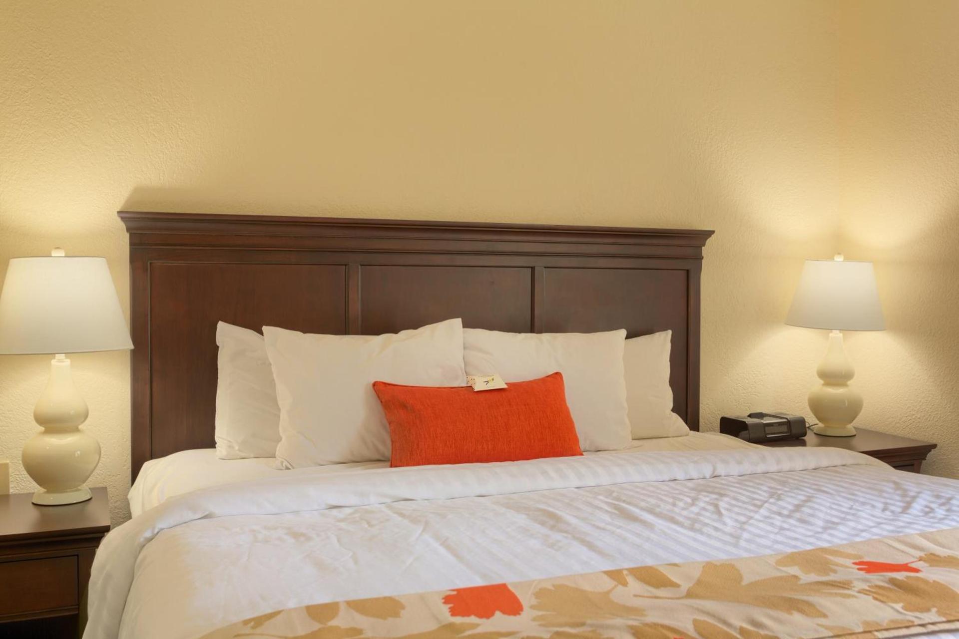 Residences at Daniel Webster photo 12