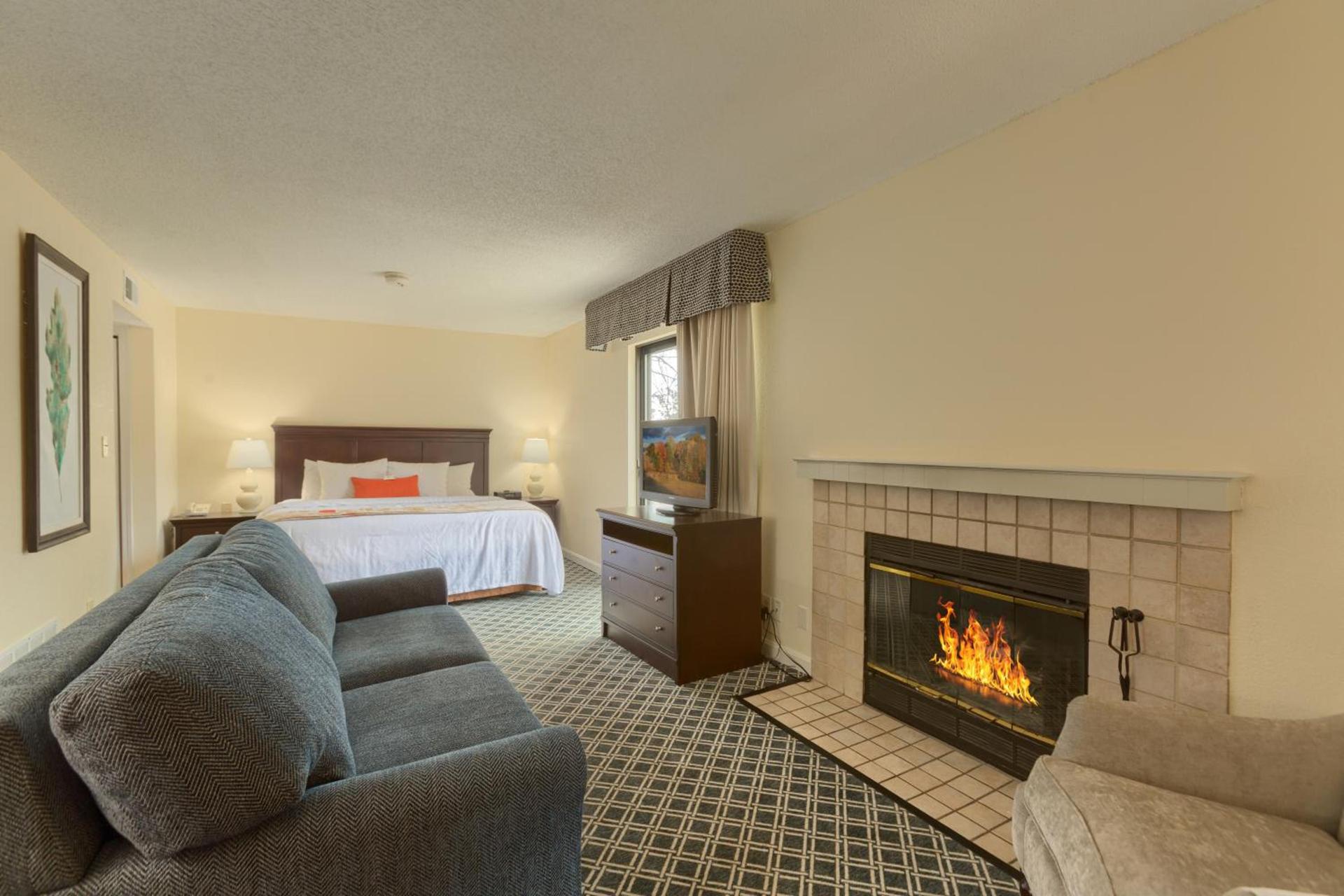 Residences at Daniel Webster photo 11