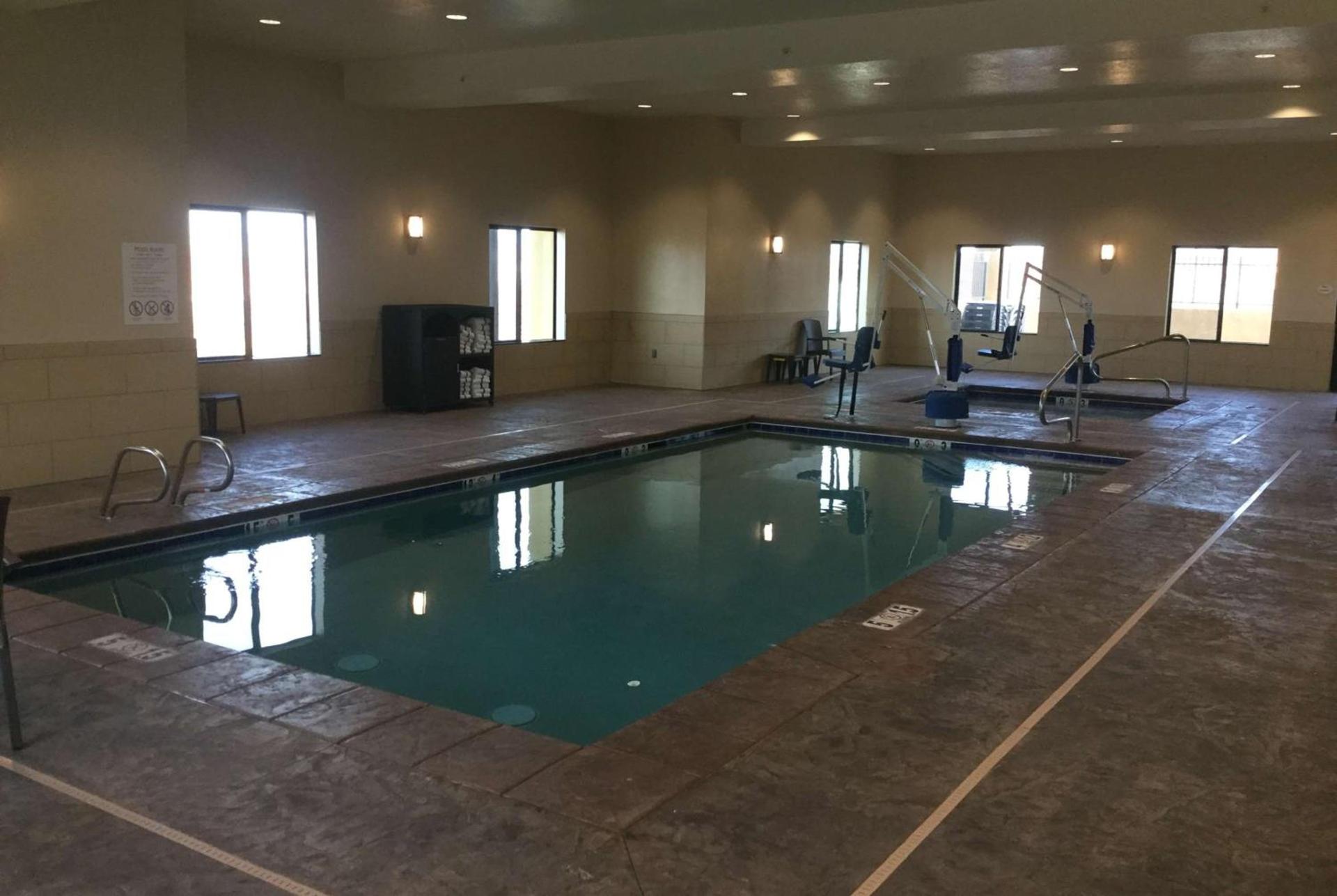 Garner by IHG Page at Lake Powell photo 2
