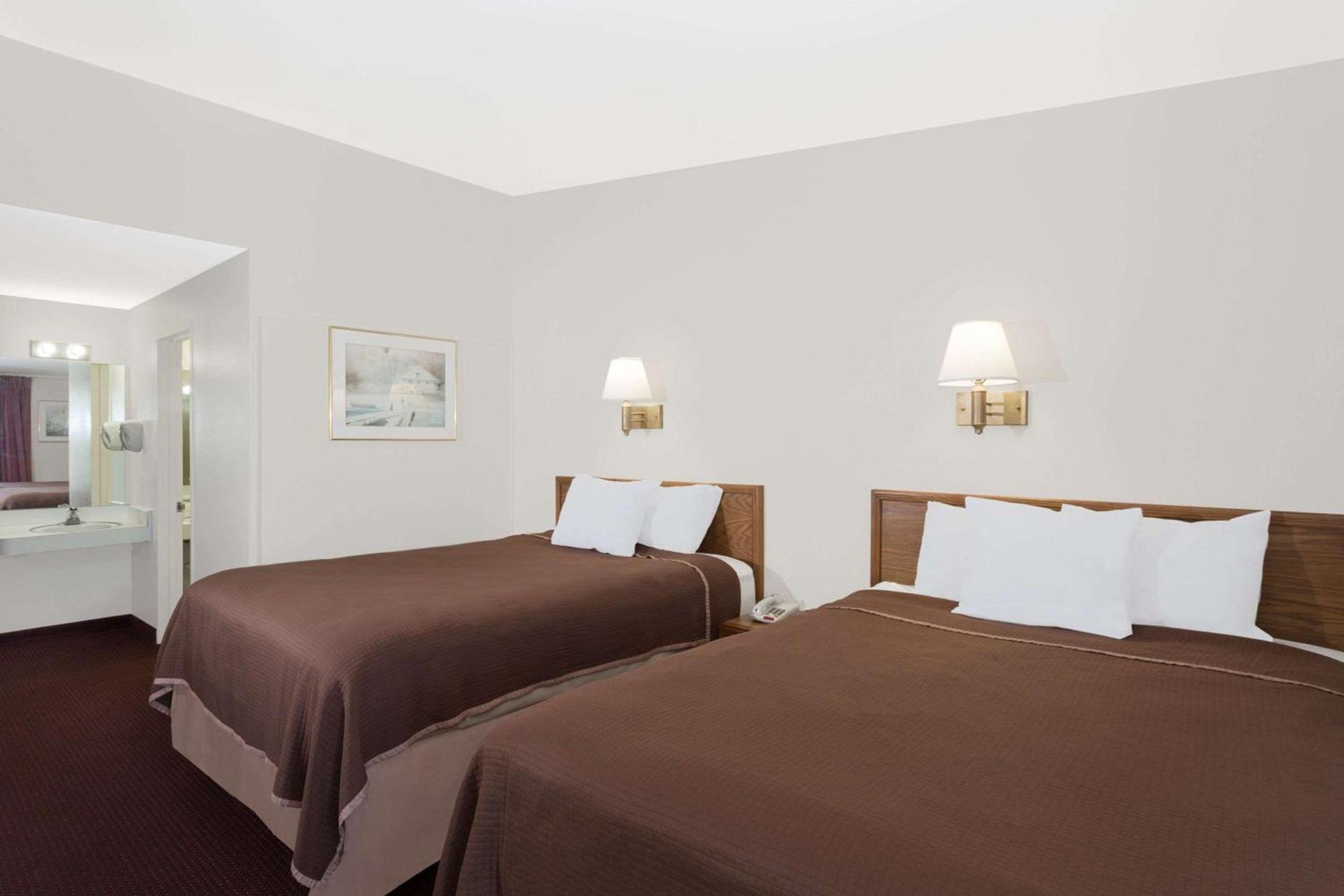 Howard Johnson by Wyndham Vero Beach / Downtown photo 10