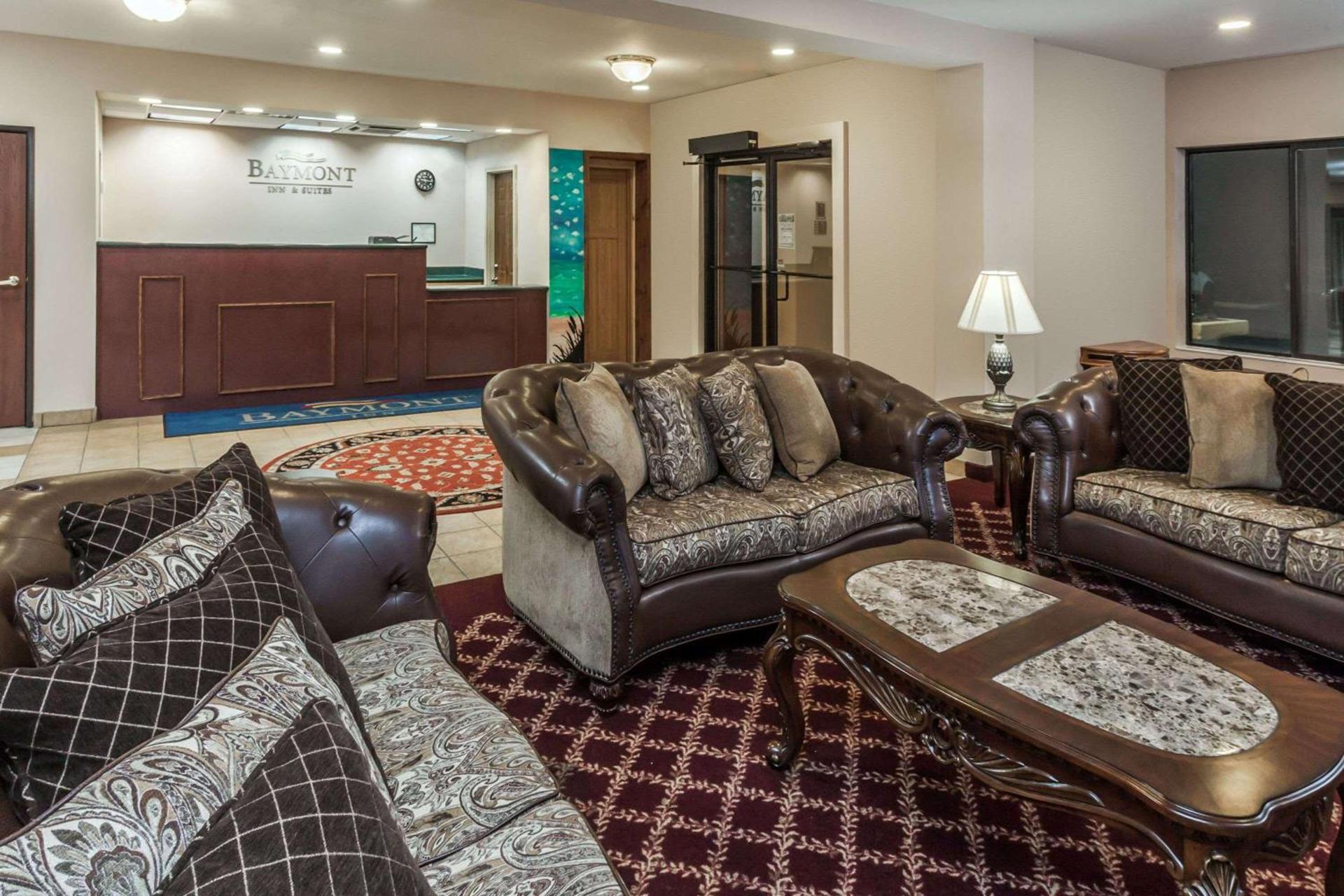 Baymont by Wyndham New Buffalo photo 2