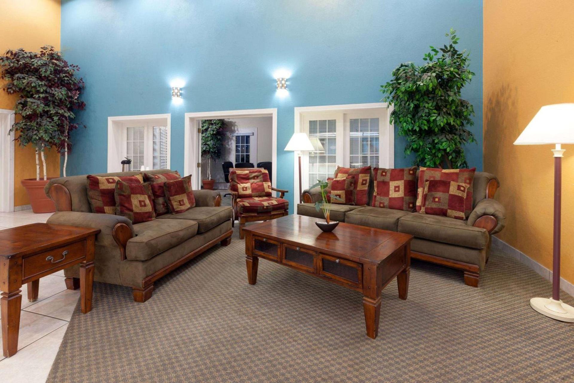 Extend-a-Suites - Extended Stay, I-40 Amarillo West photo 50