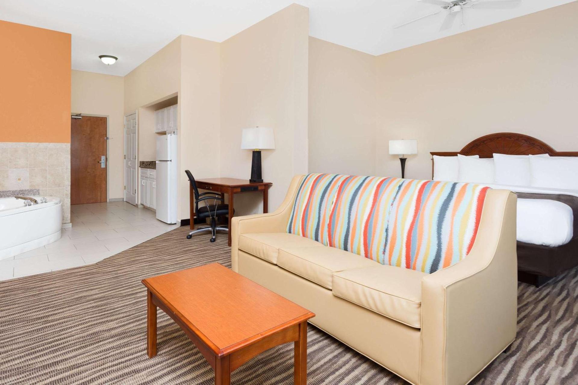 Baymont by Wyndham Augusta Riverwatch photo 7