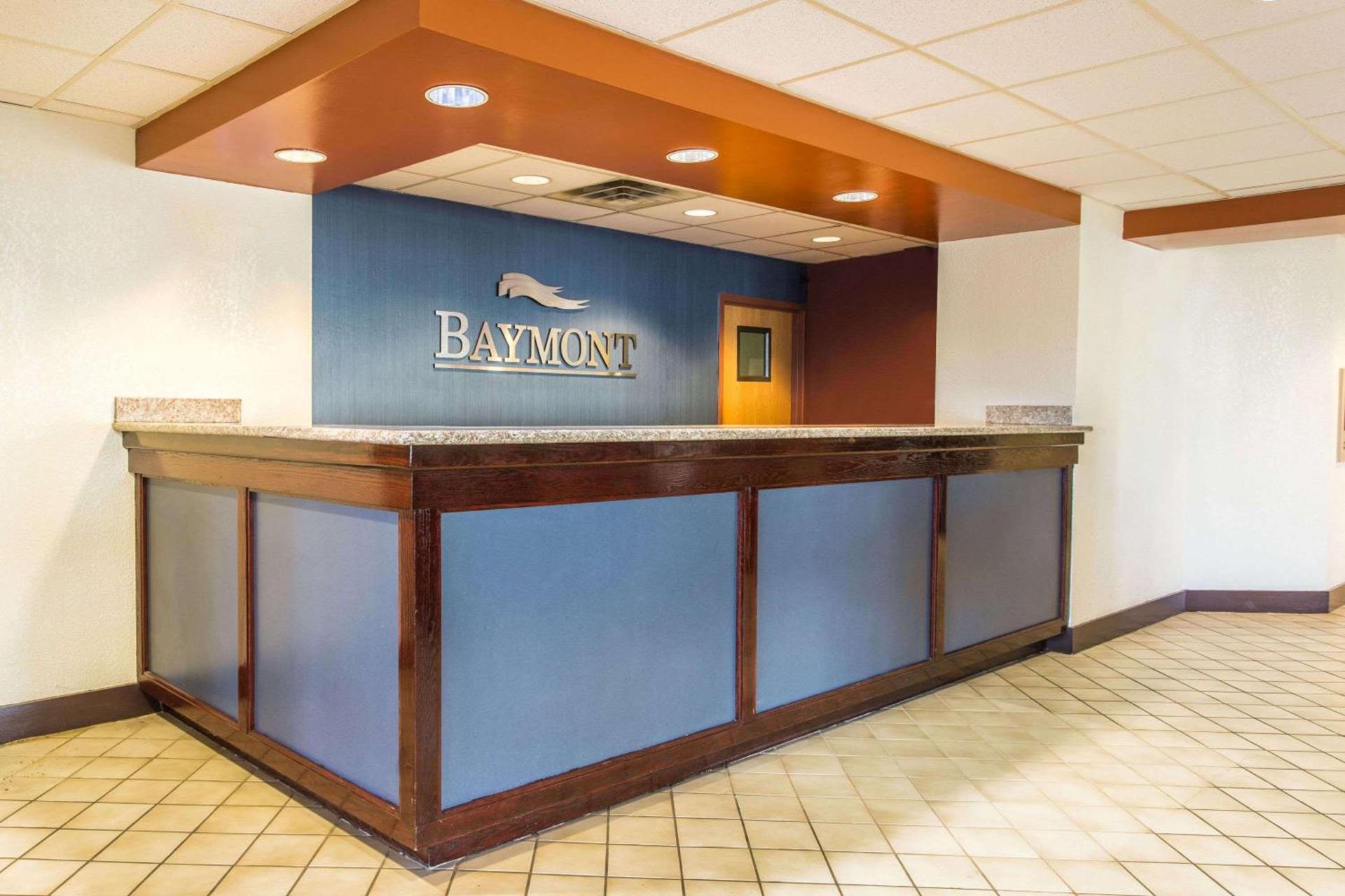 Baymont by Wyndham Cincinnati Sharonville photo 2