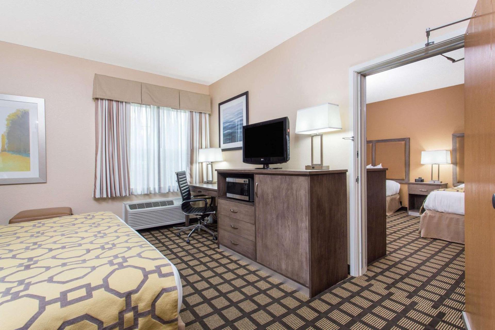 Baymont by Wyndham Plymouth photo 18