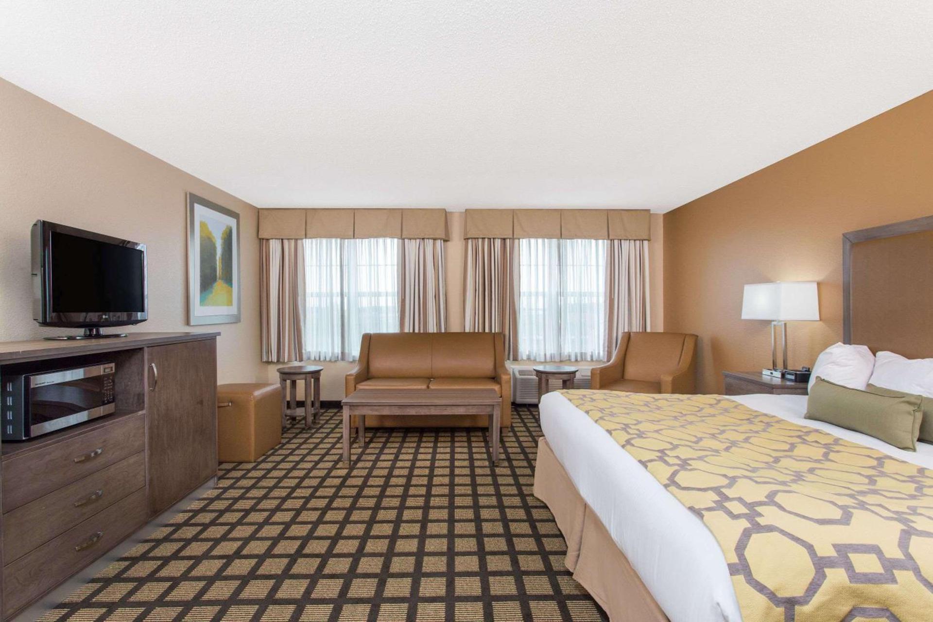 Baymont by Wyndham Plymouth photo 25