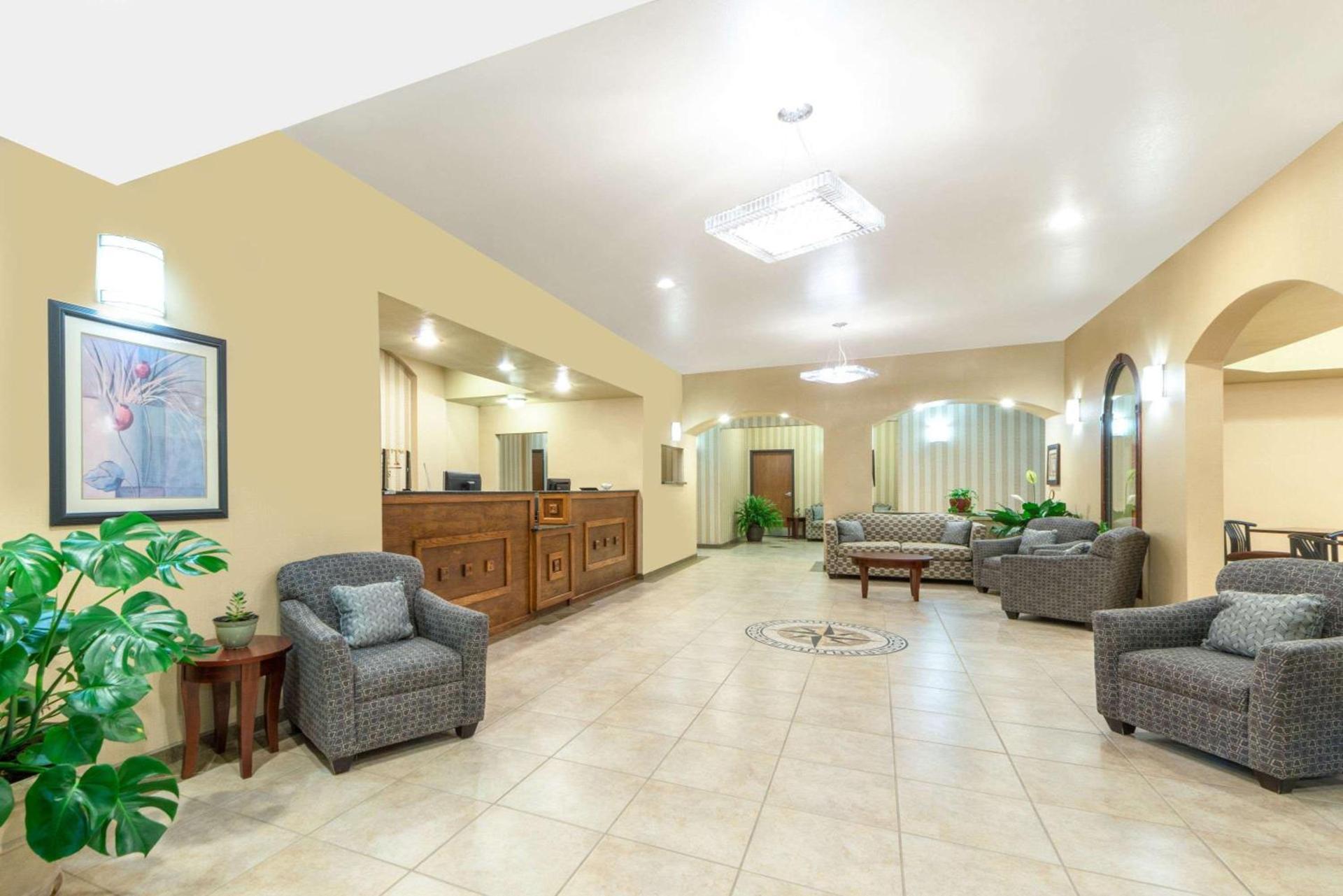 Baymont by Wyndham Perryton photo 14