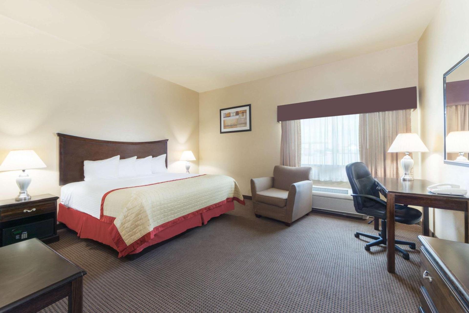 Baymont by Wyndham Perryton photo 15